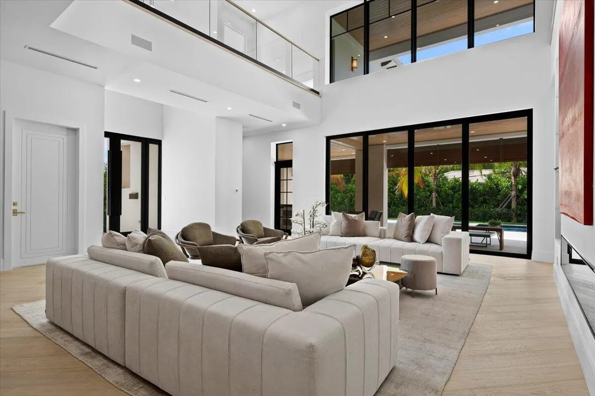 6707 Pamela Lane