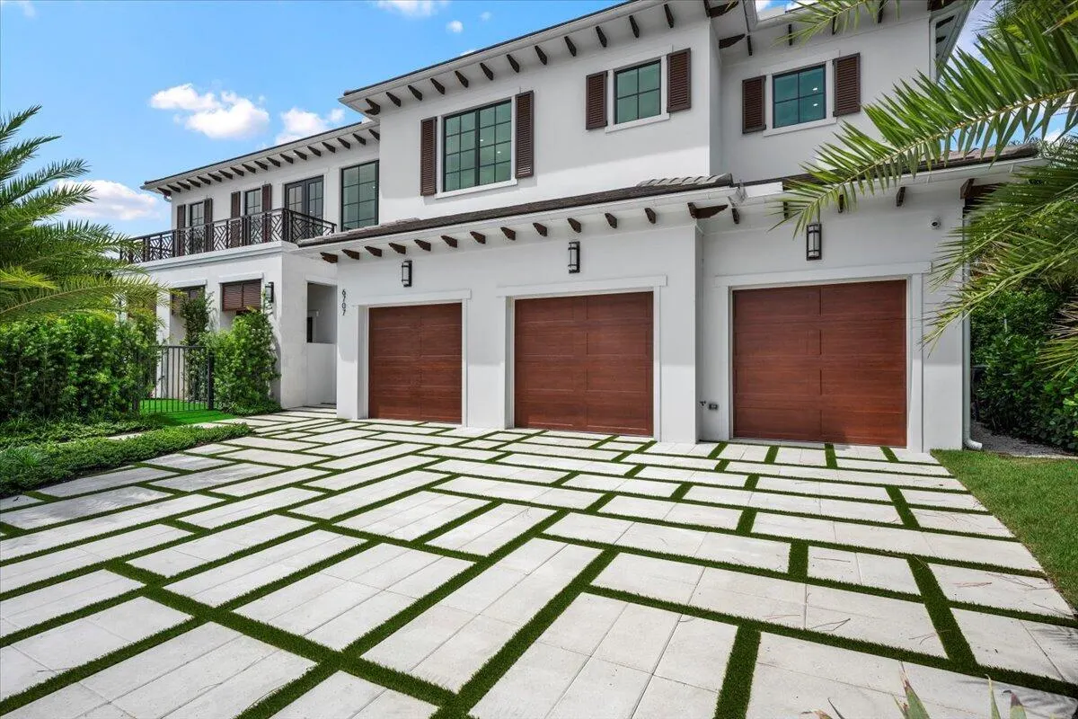 6707 Pamela Lane