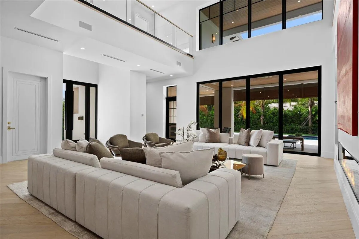 6707 Pamela Lane
