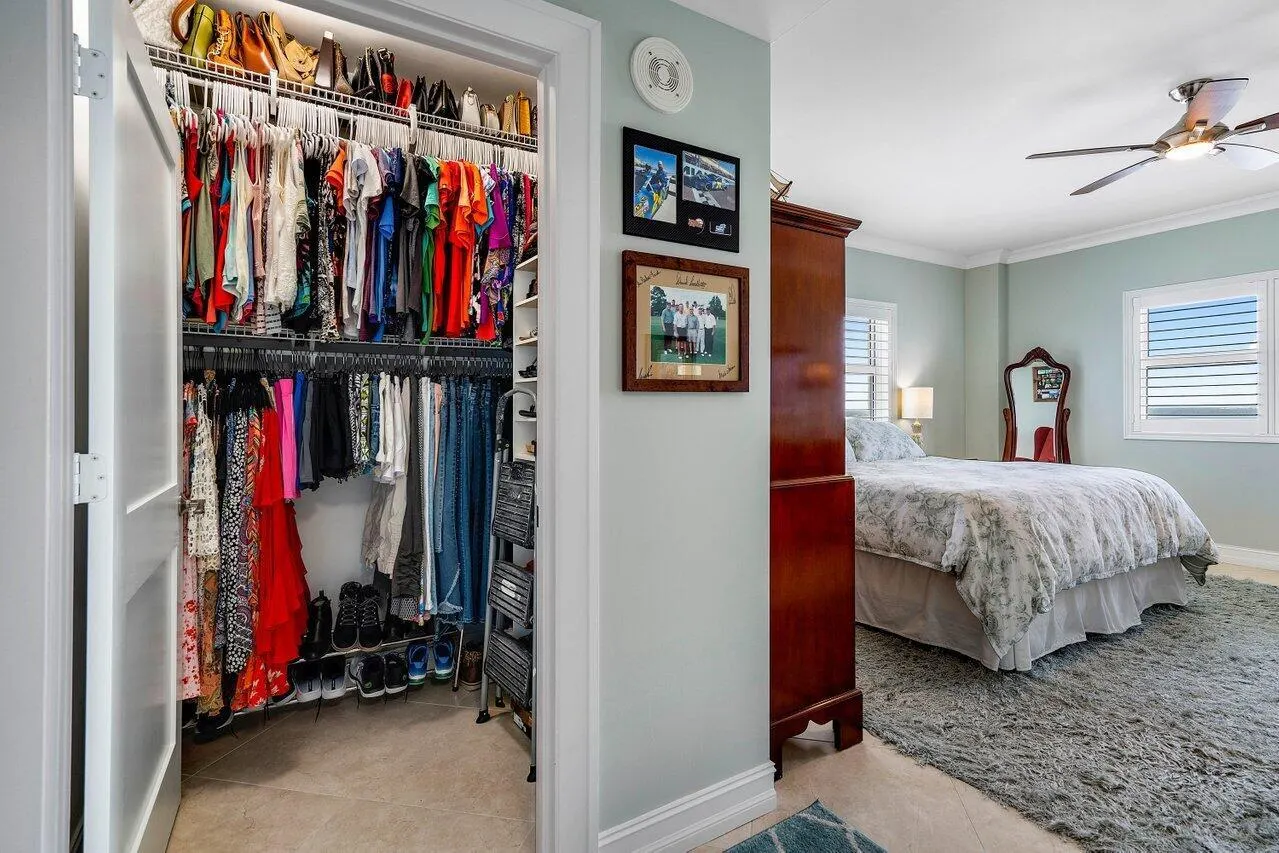 2650 Lake Shore Drive, #1401
