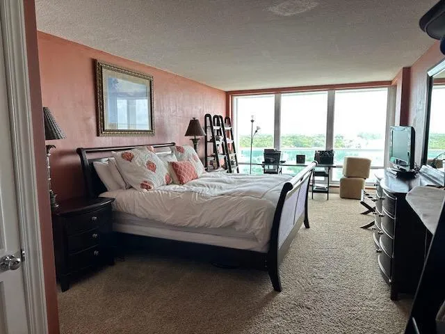 2100 S Ocean Lane, #903