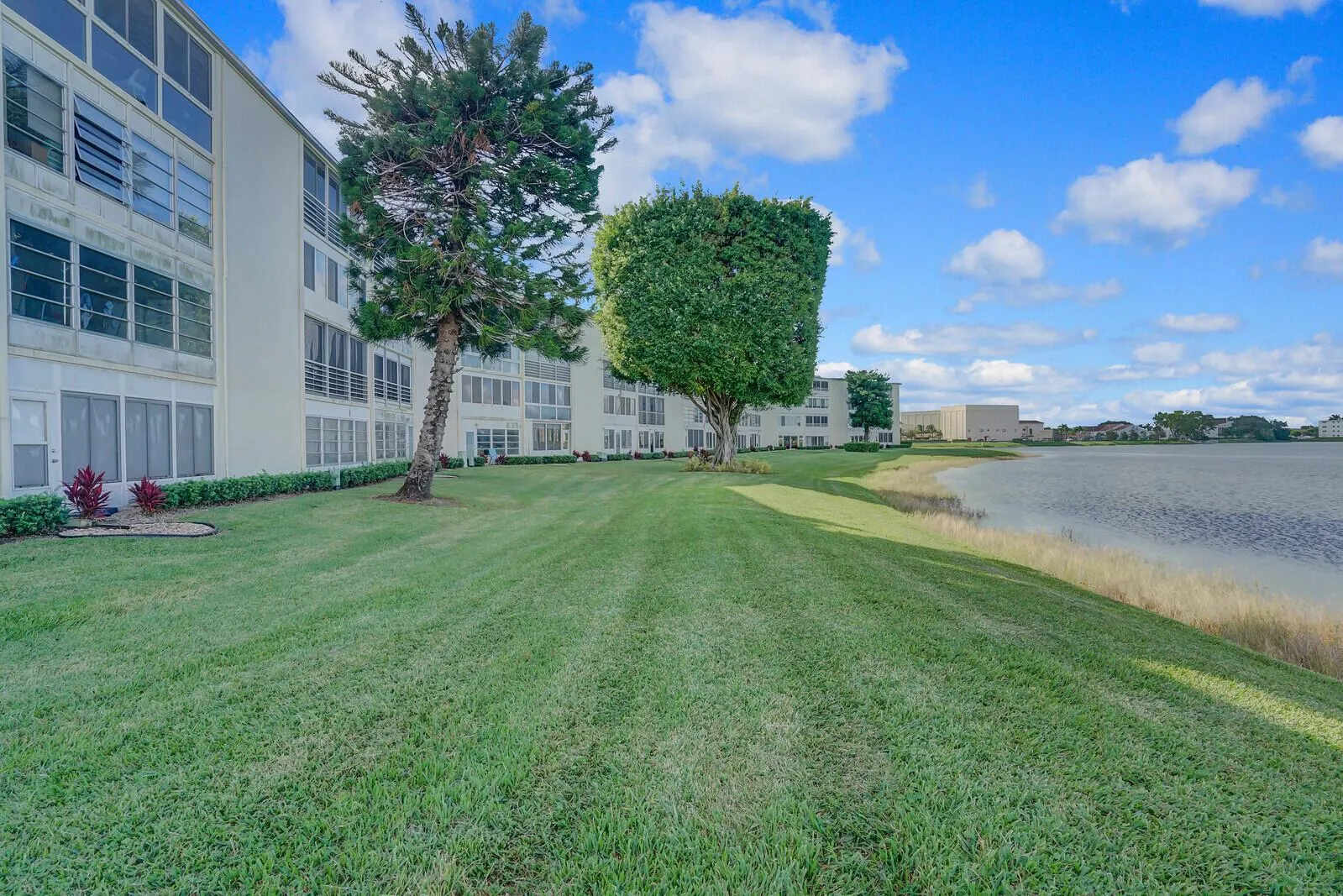 4023 Ainslie B Drive, #4023