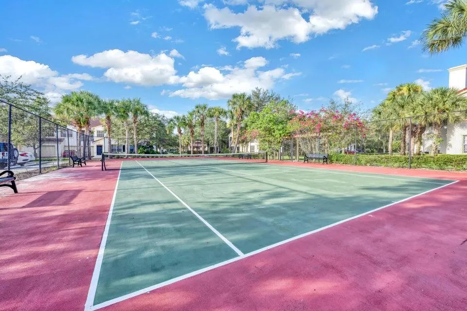 360 SE Rogers Court