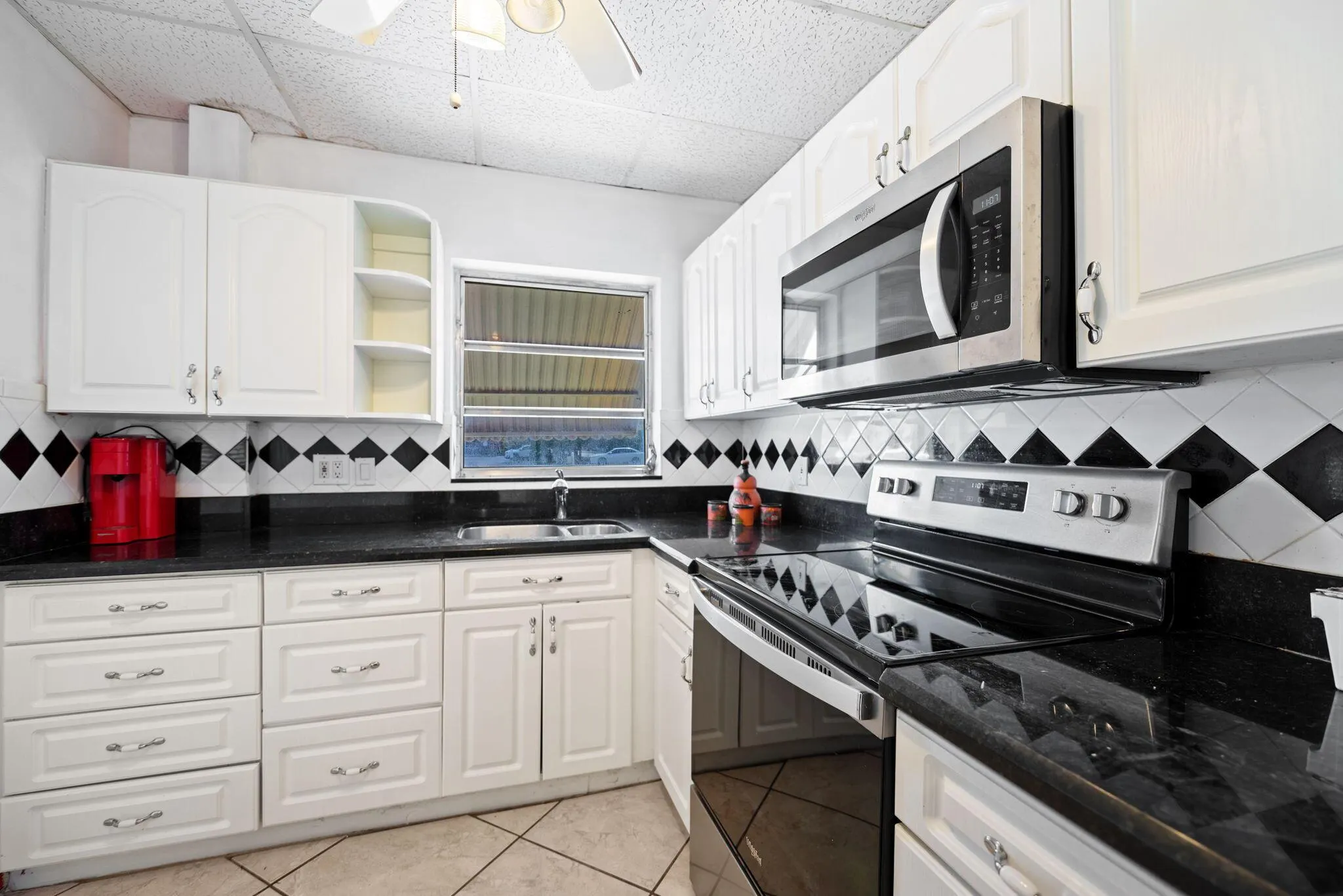 2040 NW 81st Avenue, #111