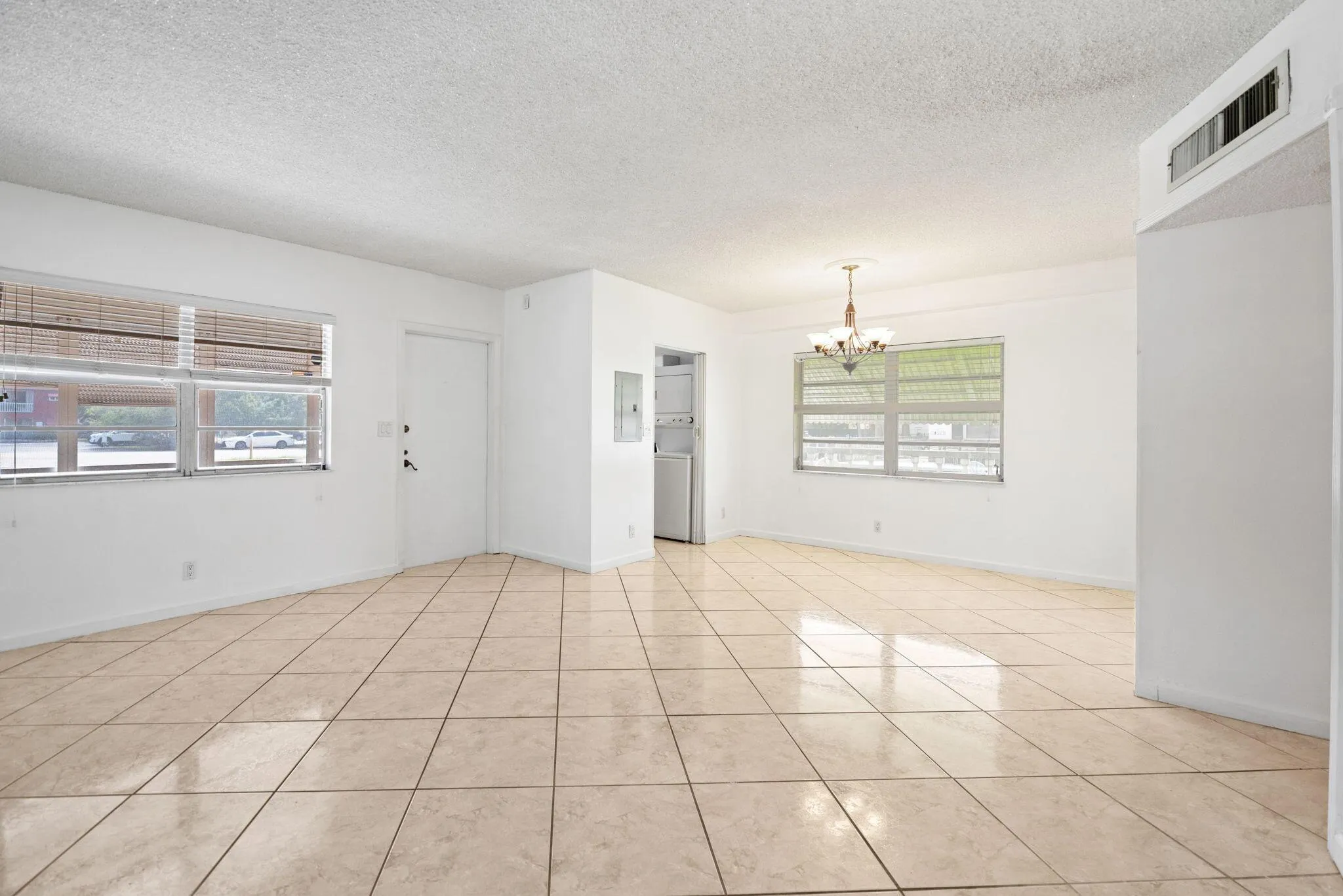 2040 NW 81st Avenue, #111