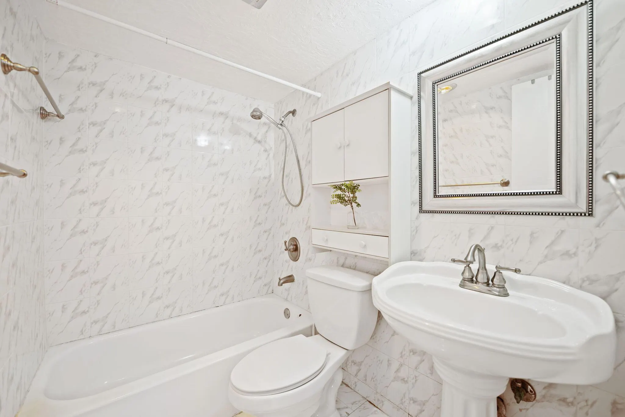 2040 NW 81st Avenue, #111