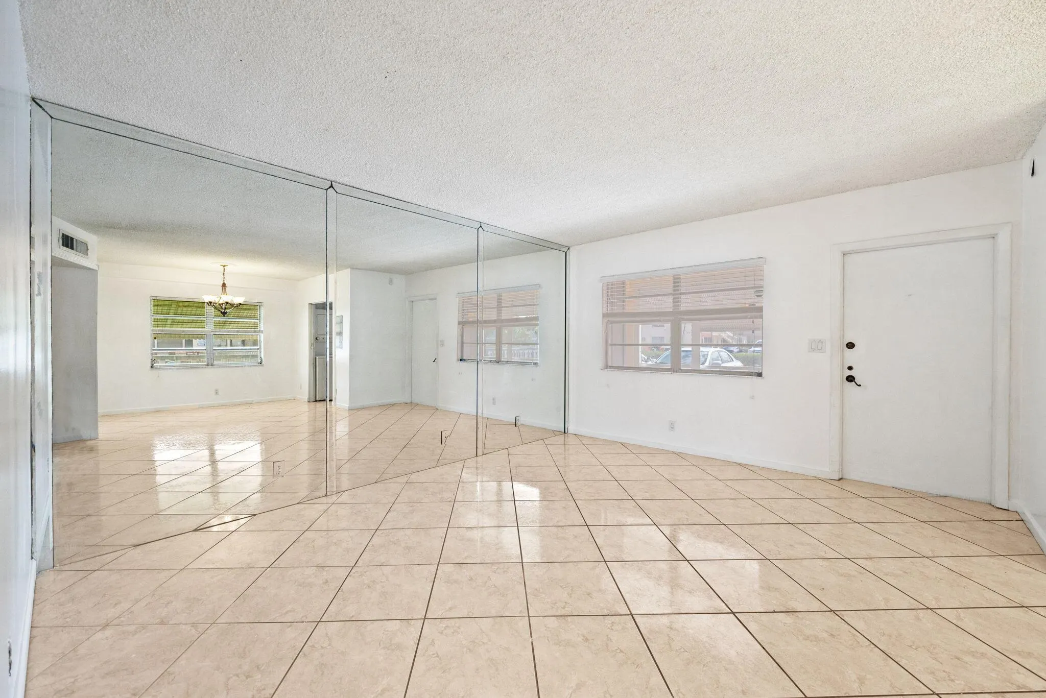 2040 NW 81st Avenue, #111