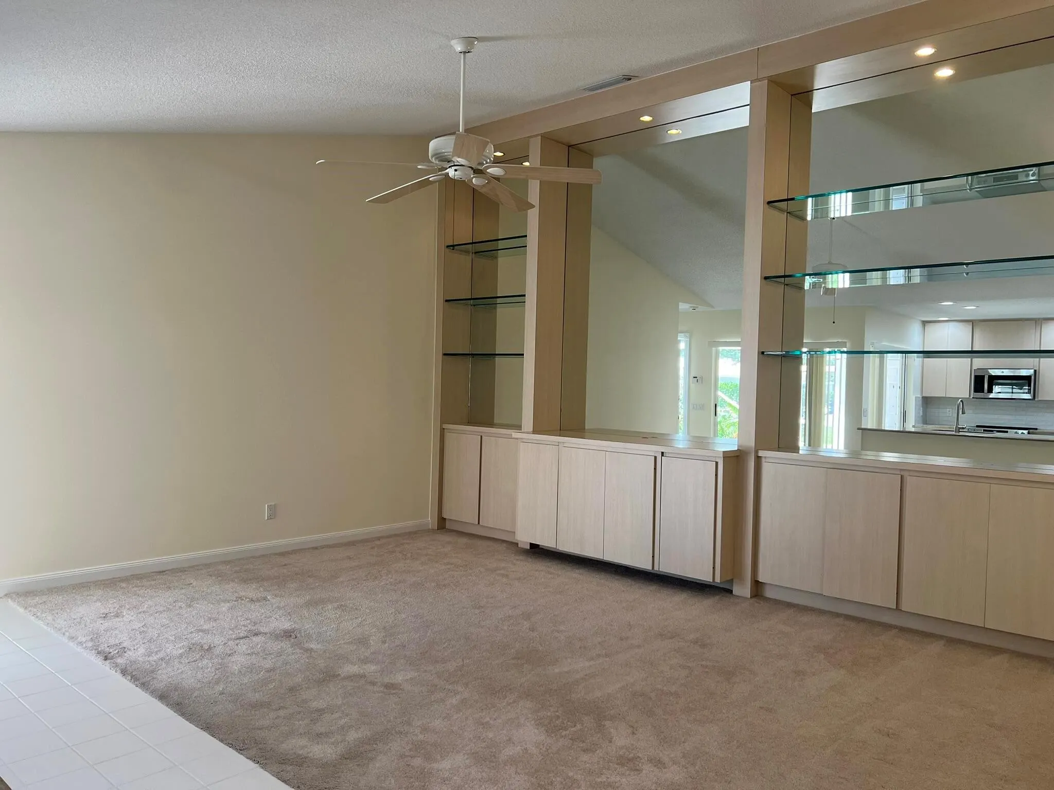 6002 Red Oak Court
