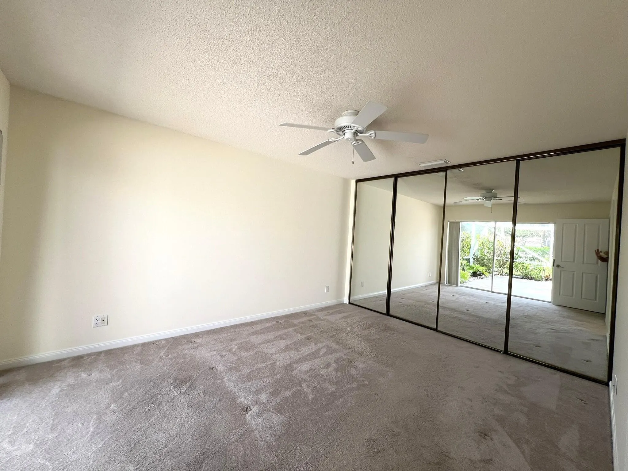 6002 Red Oak Court