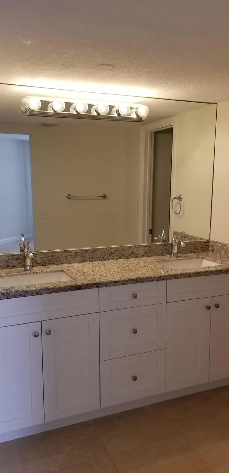 3560 S Ocean Boulevard, #903