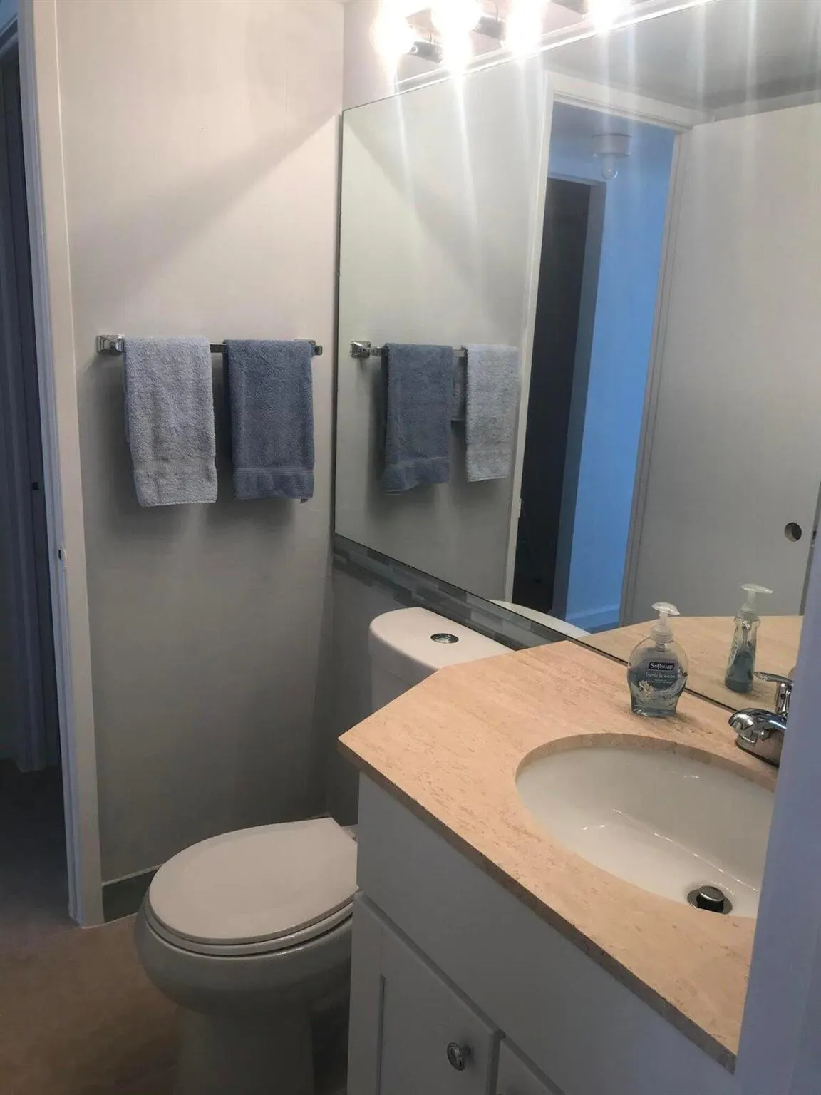 600 NE 36th Street NE, #1615