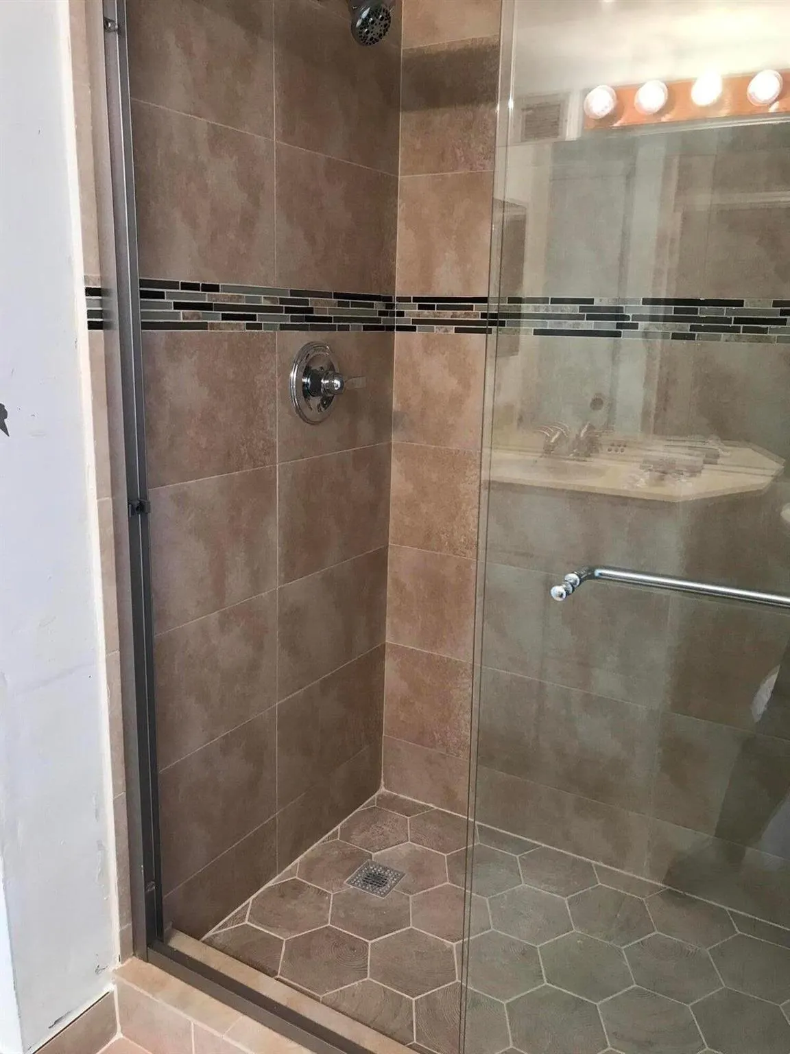 600 NE 36th Street NE, #1615