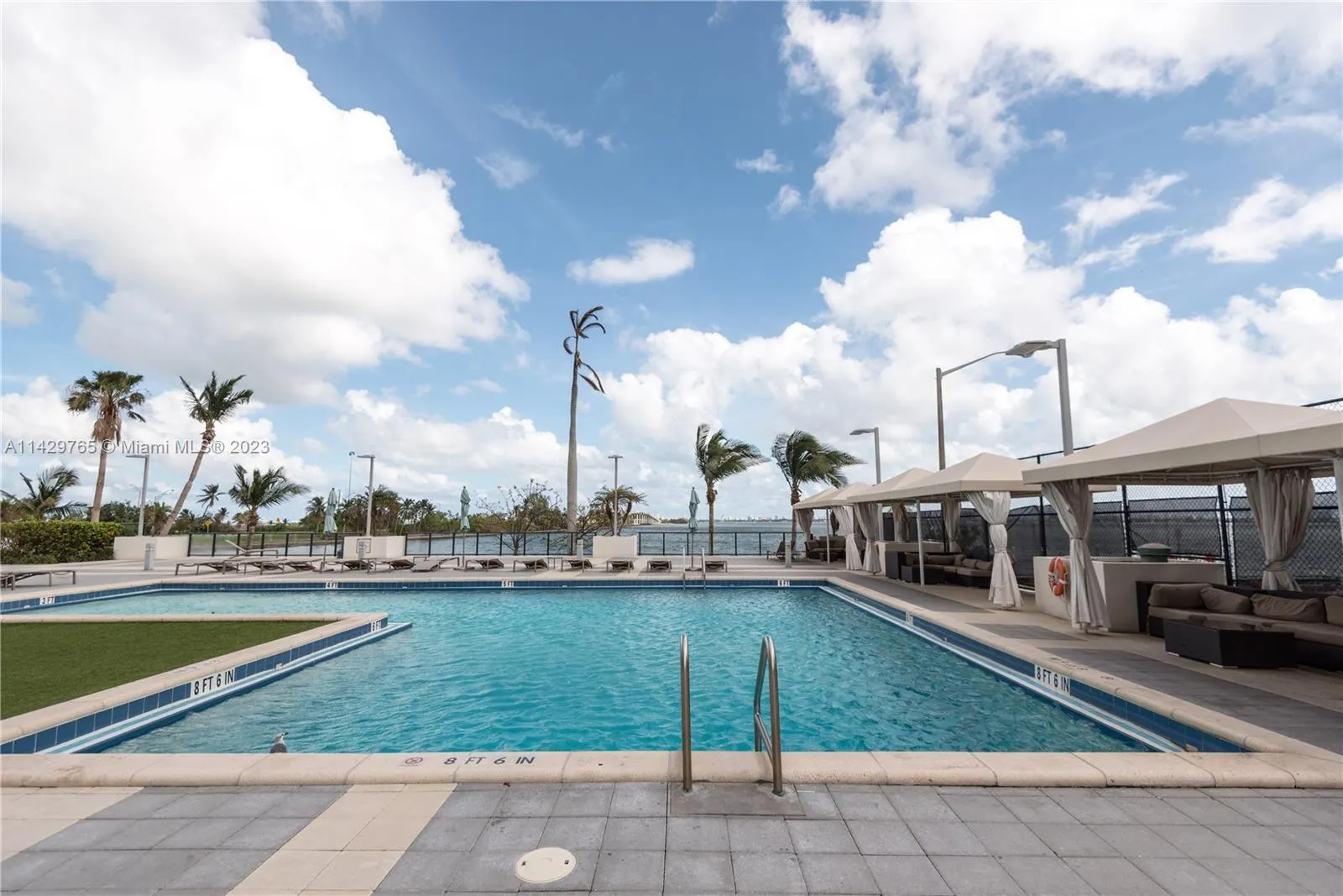 600 NE 36th Street NE, #1615