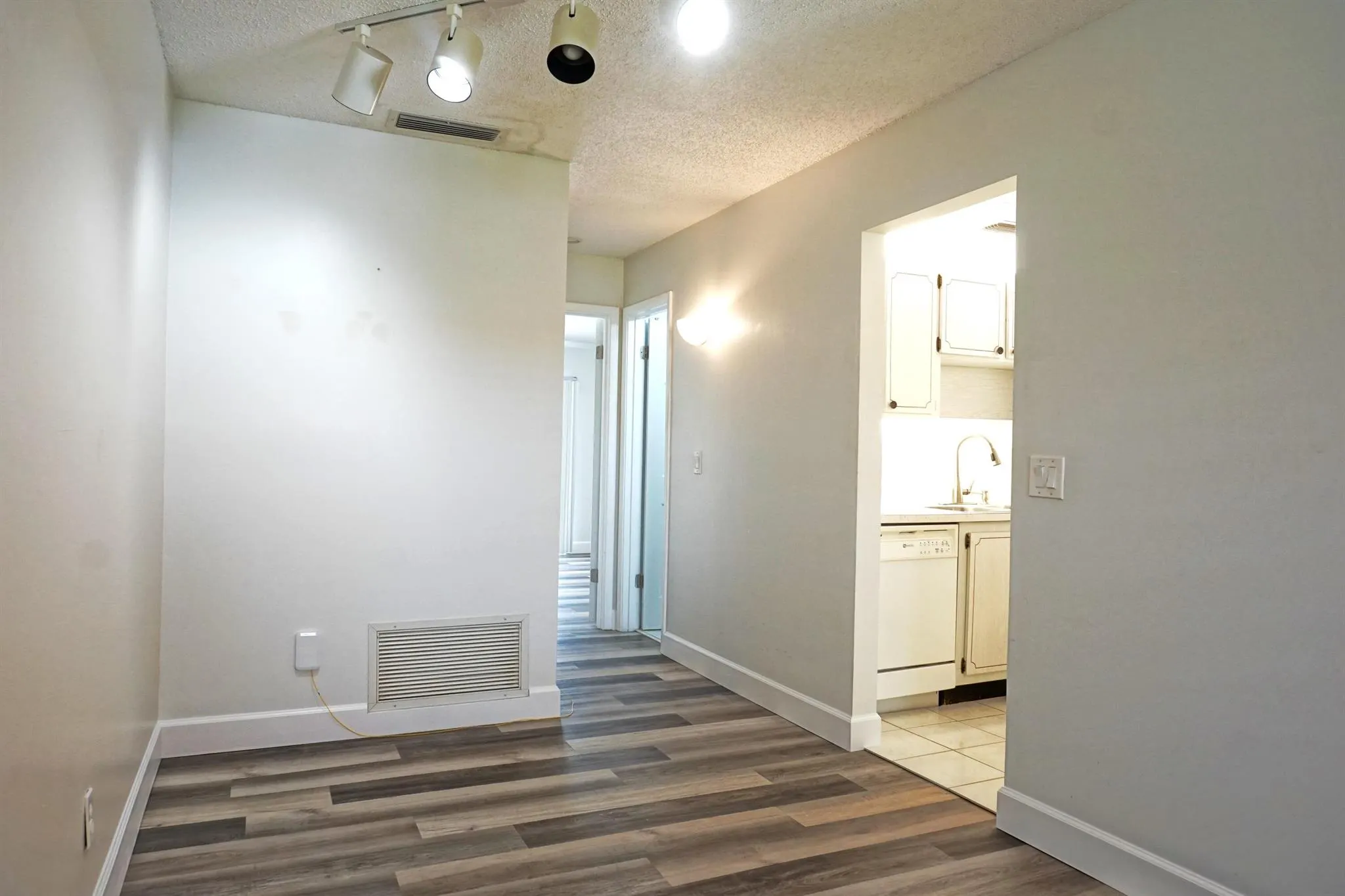 2600 SE Ocean Boulevard, #S-11