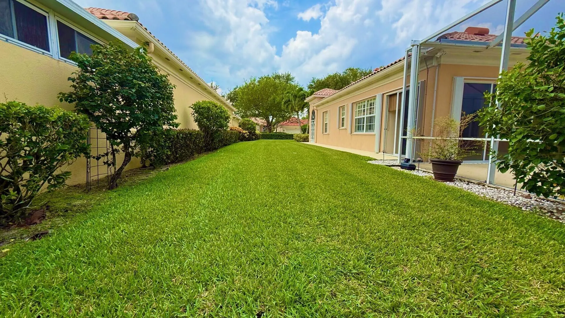 2706 James River Road