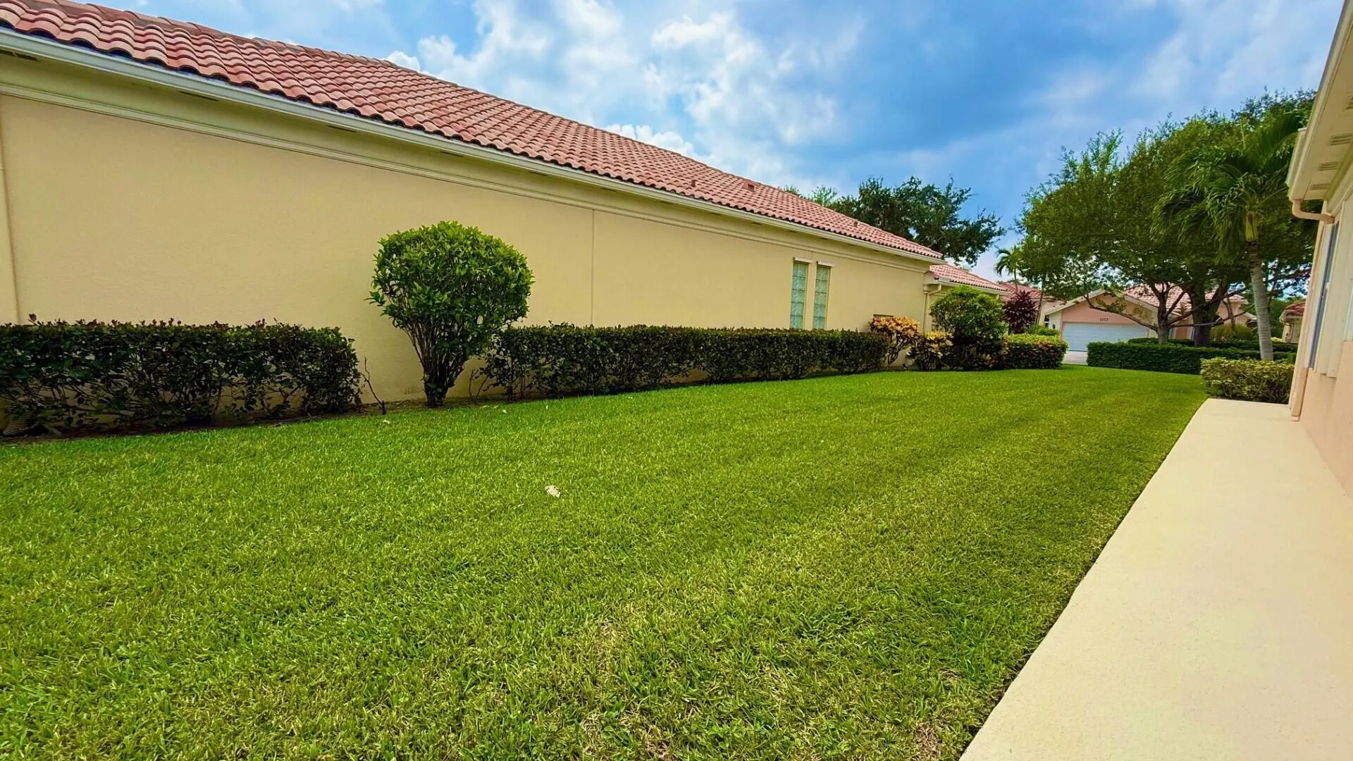 2706 James River Road
