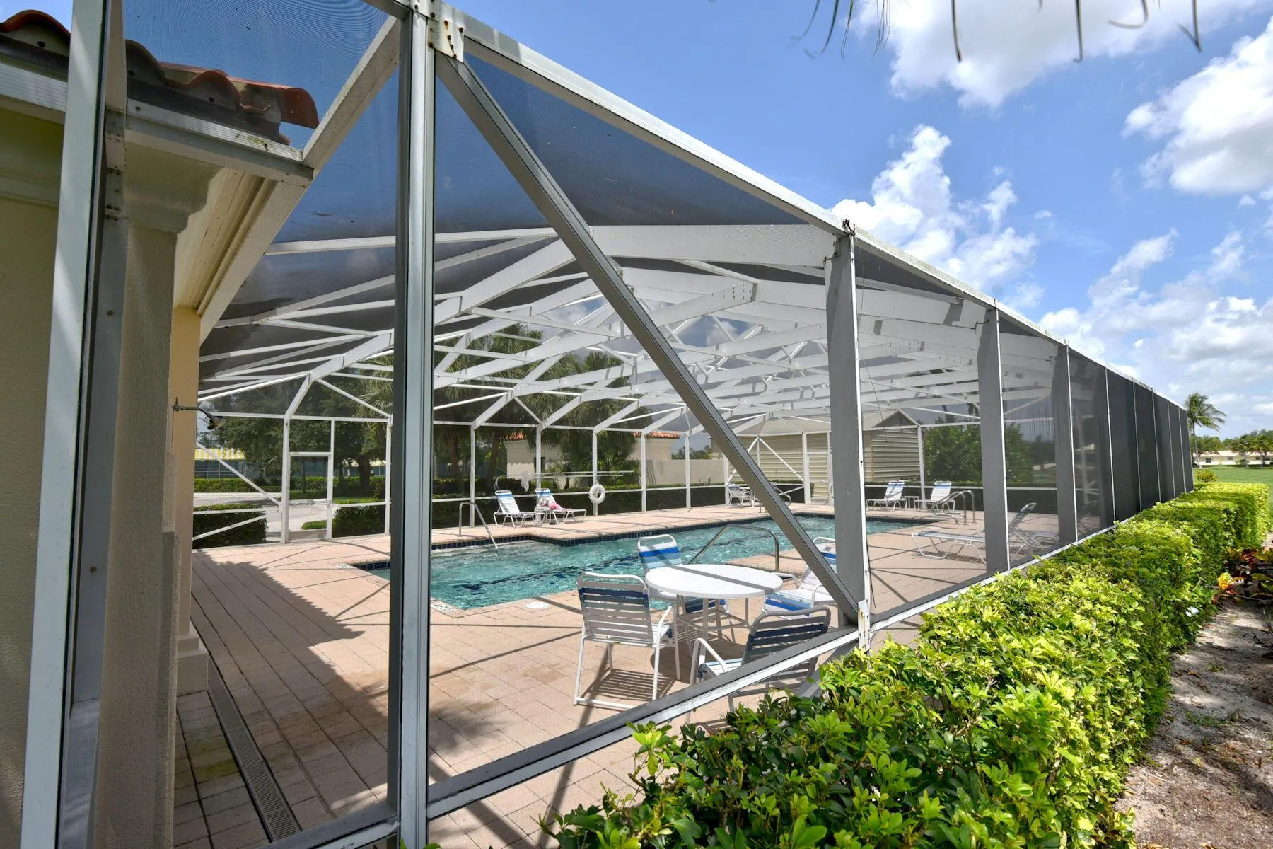 2706 James River Road