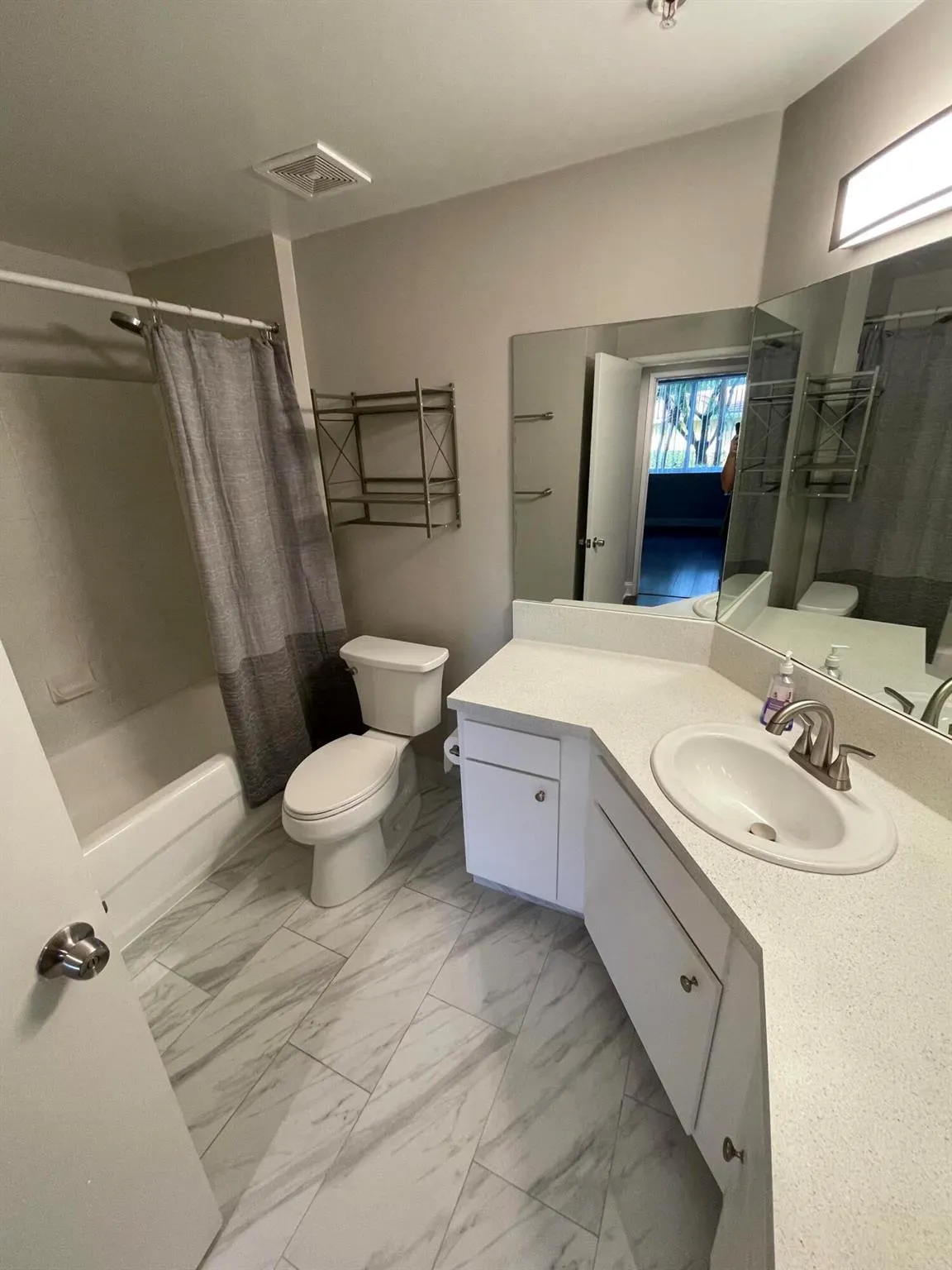 1000 Scotia Drive, #105
