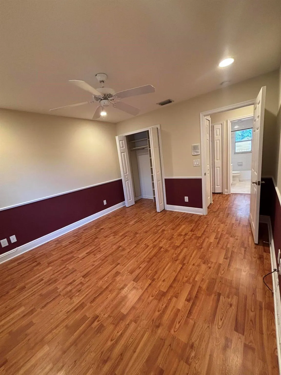 10100 Larkspur Lane
