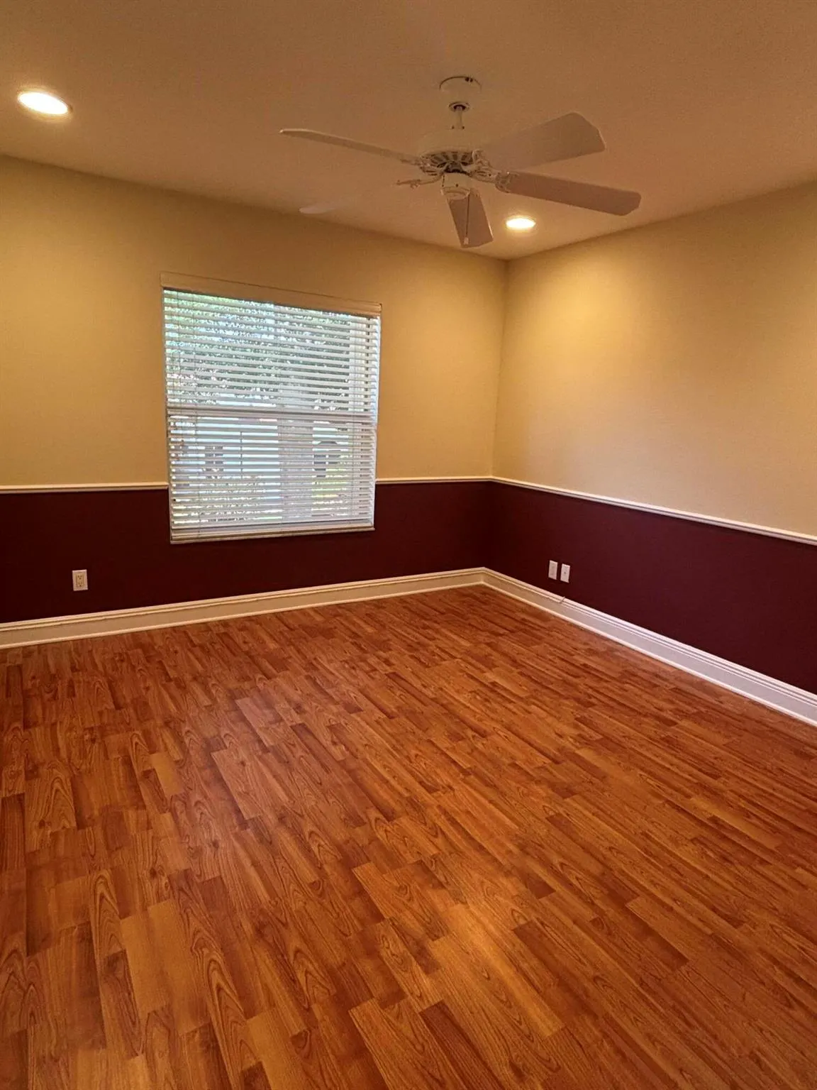 10100 Larkspur Lane