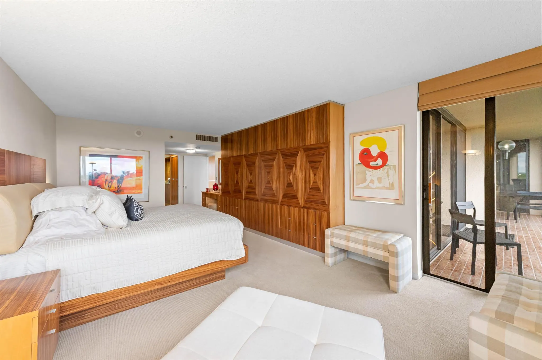 2480 Presidential Way, #603