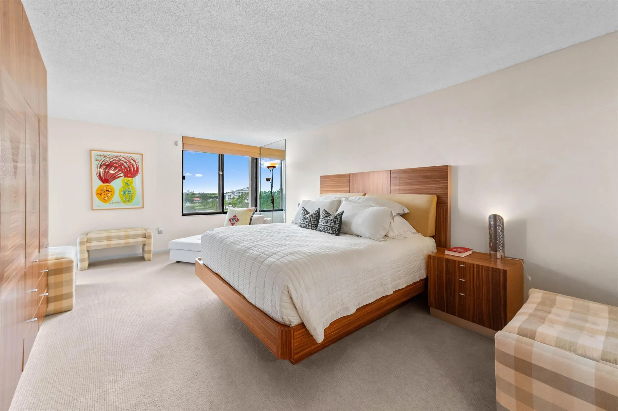2480 Presidential Way, #603
