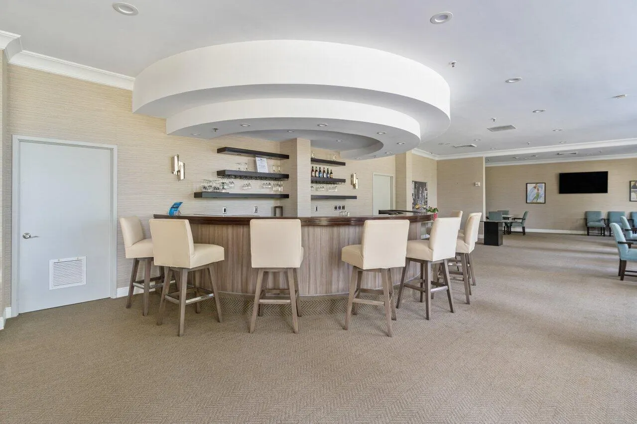 2480 Presidential Way, #603