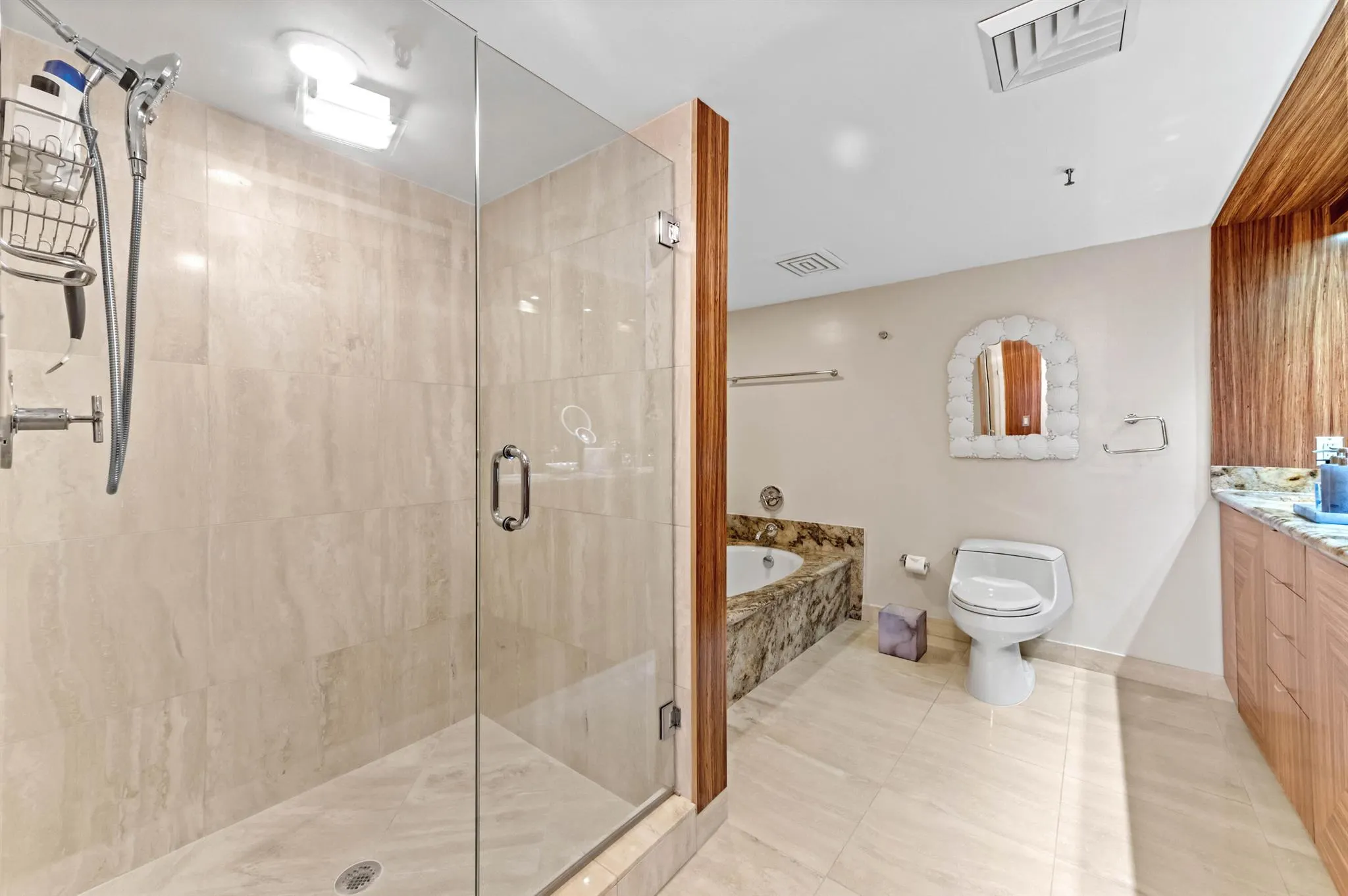 2480 Presidential Way, #603