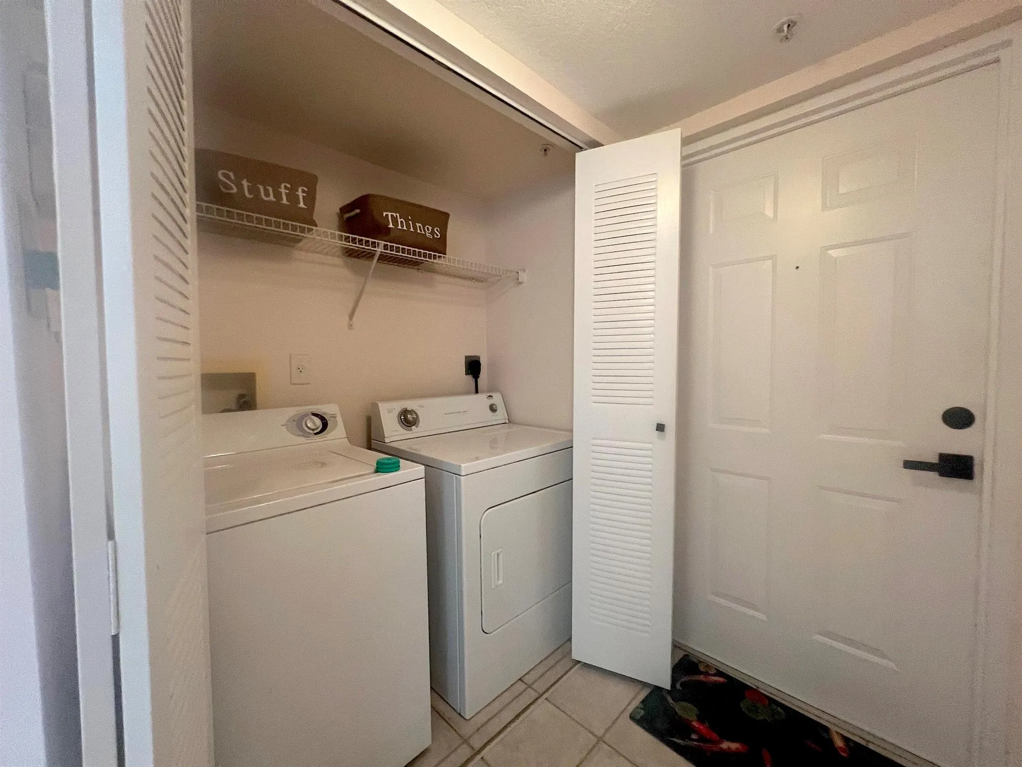 917 Villa Circle, #917