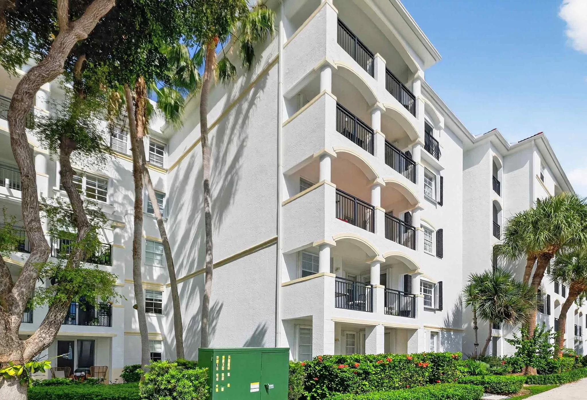 3255 NE 184th Street, #12104
