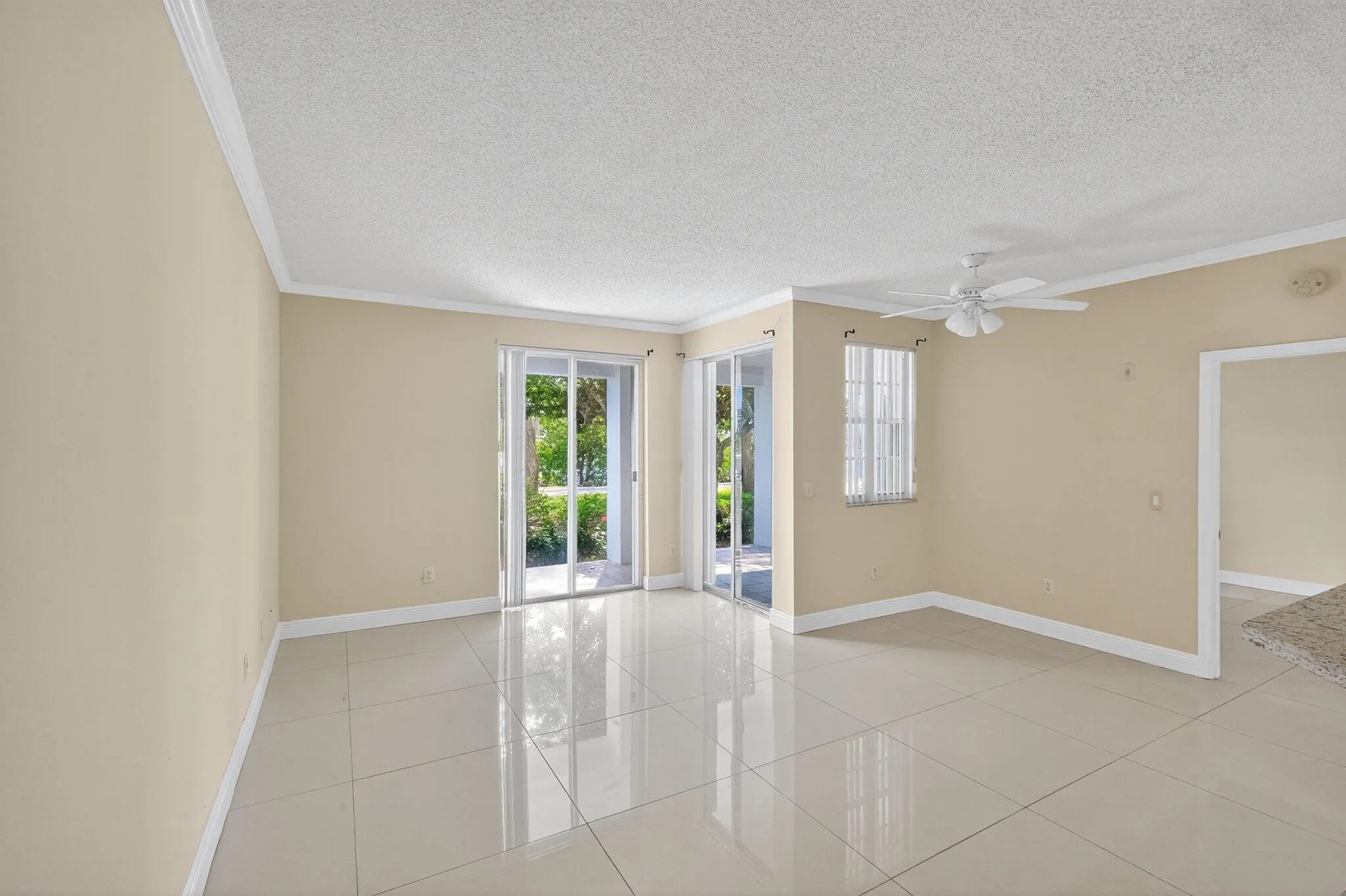 3255 NE 184th Street, #12104