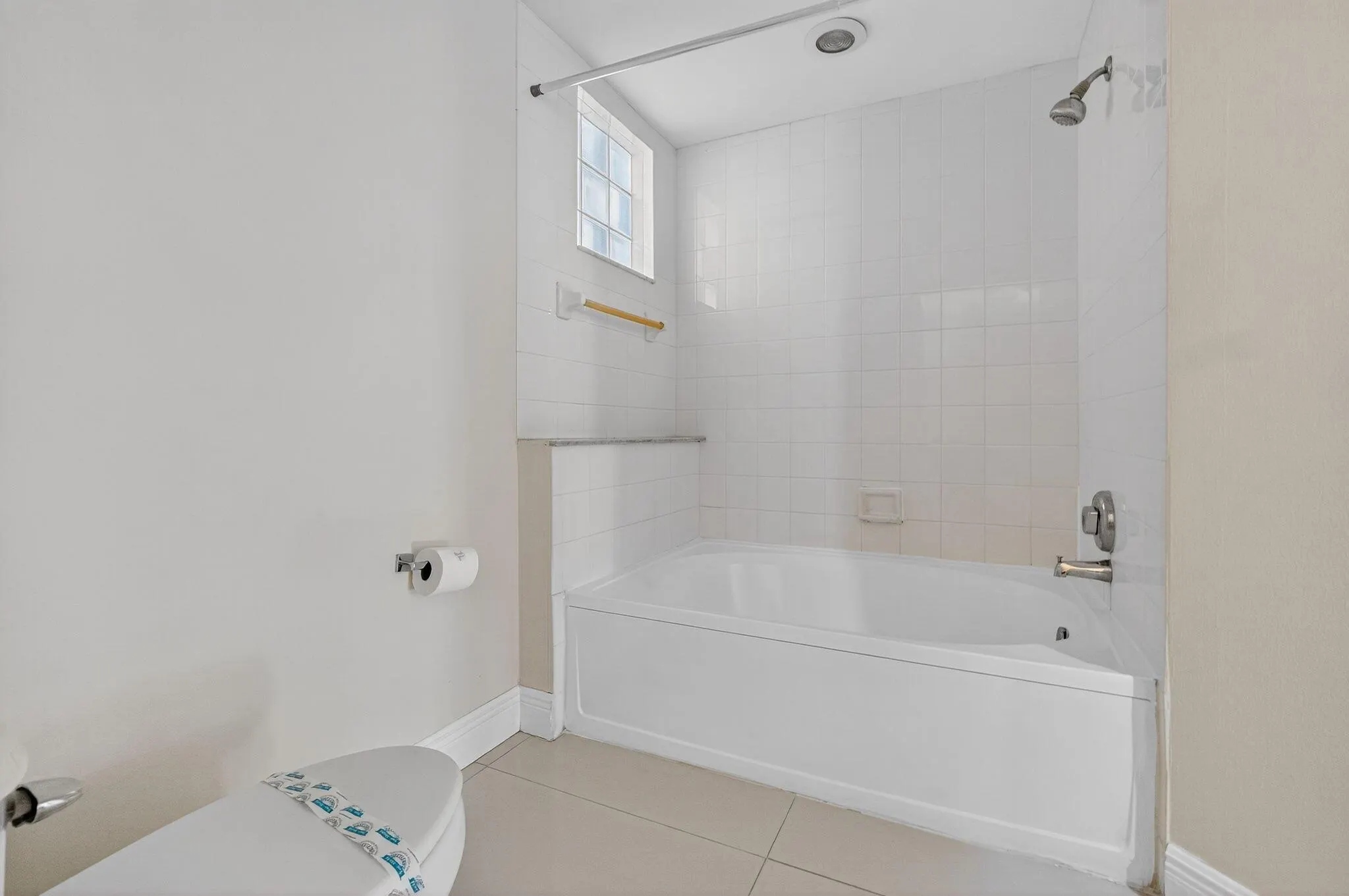 3255 NE 184th Street, #12104
