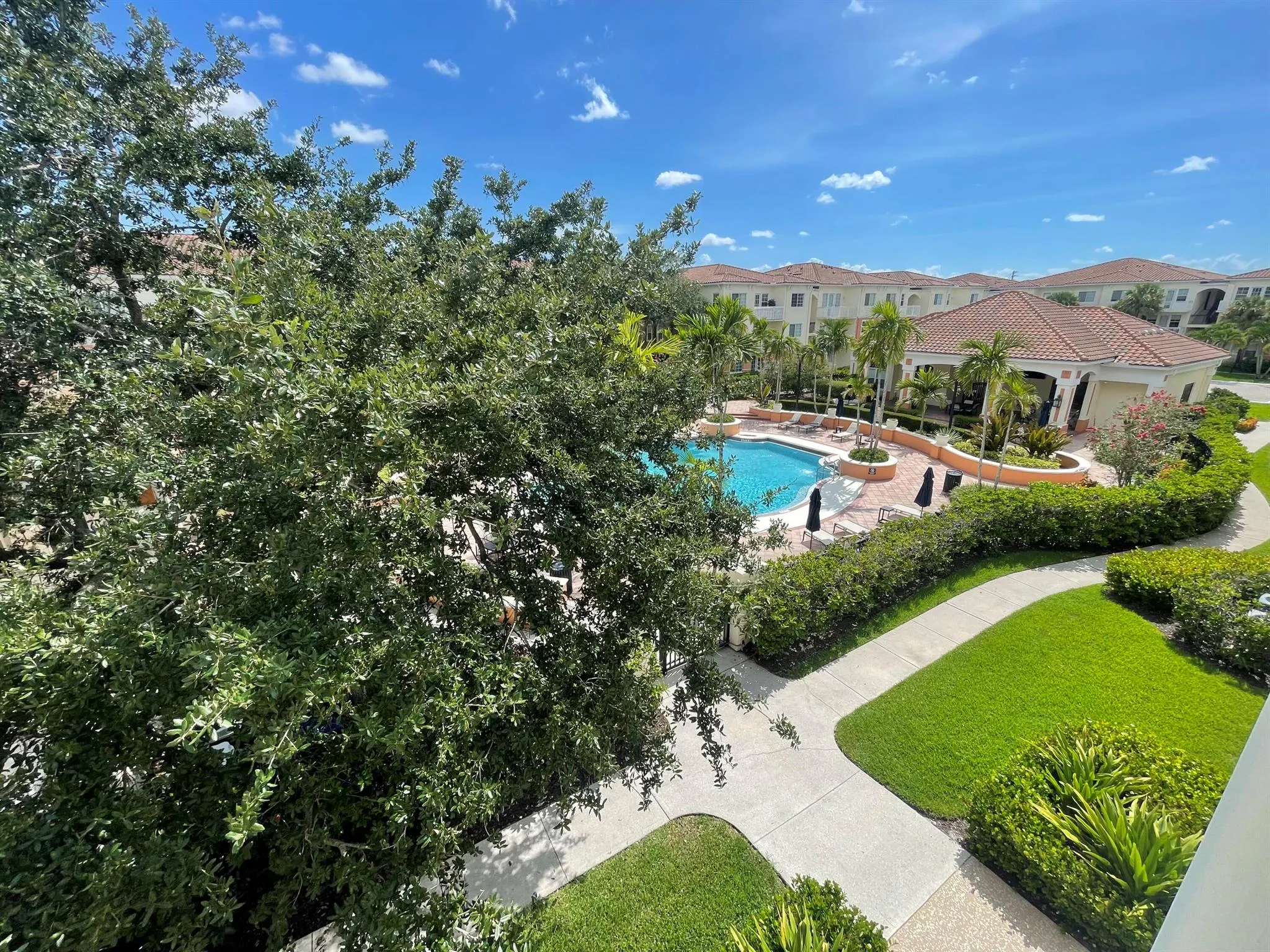 9833 Baywinds Drive, #7306
