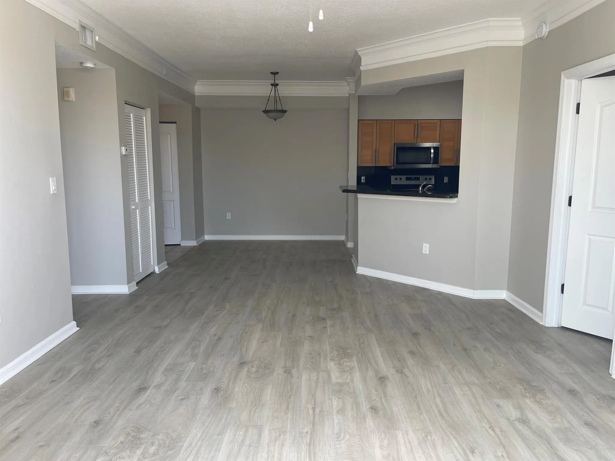 9833 Baywinds Drive, #7306