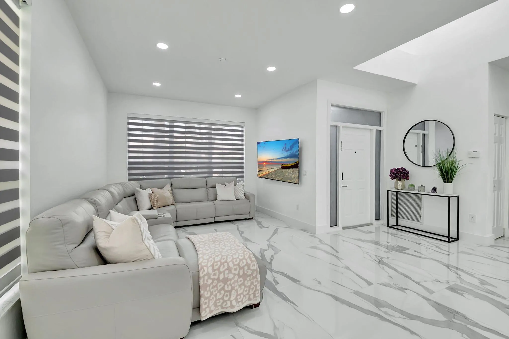 10872 Tamoron Lane