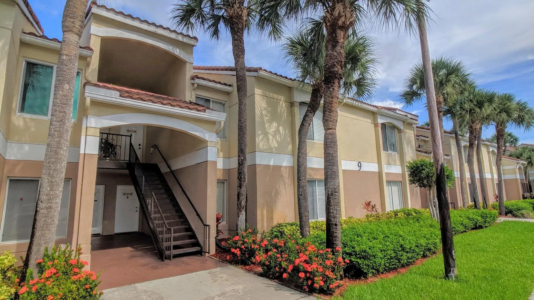 815 W Boynton Beach Boulevard, #9-105