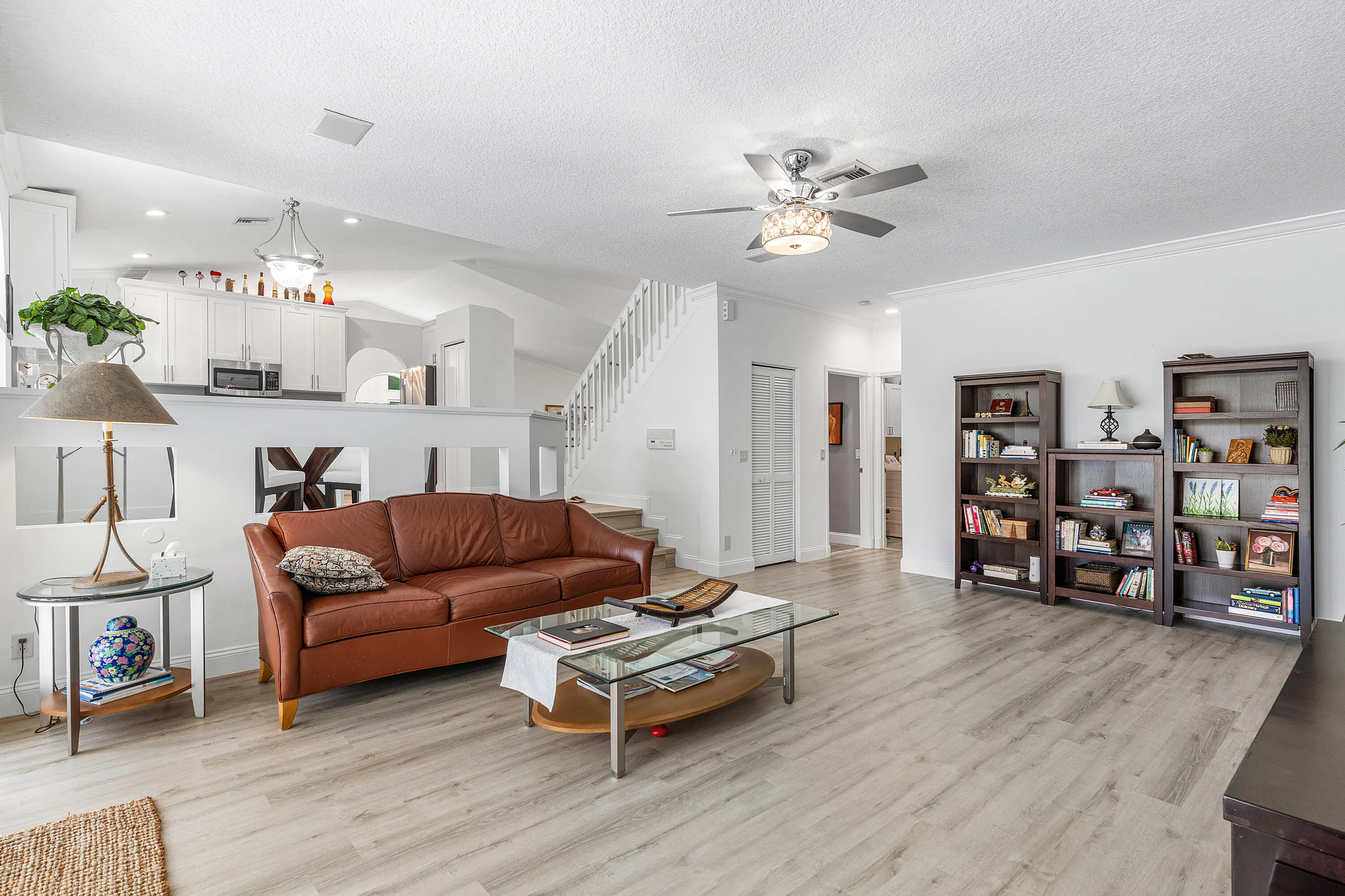 10824 Tea Olive Lane
