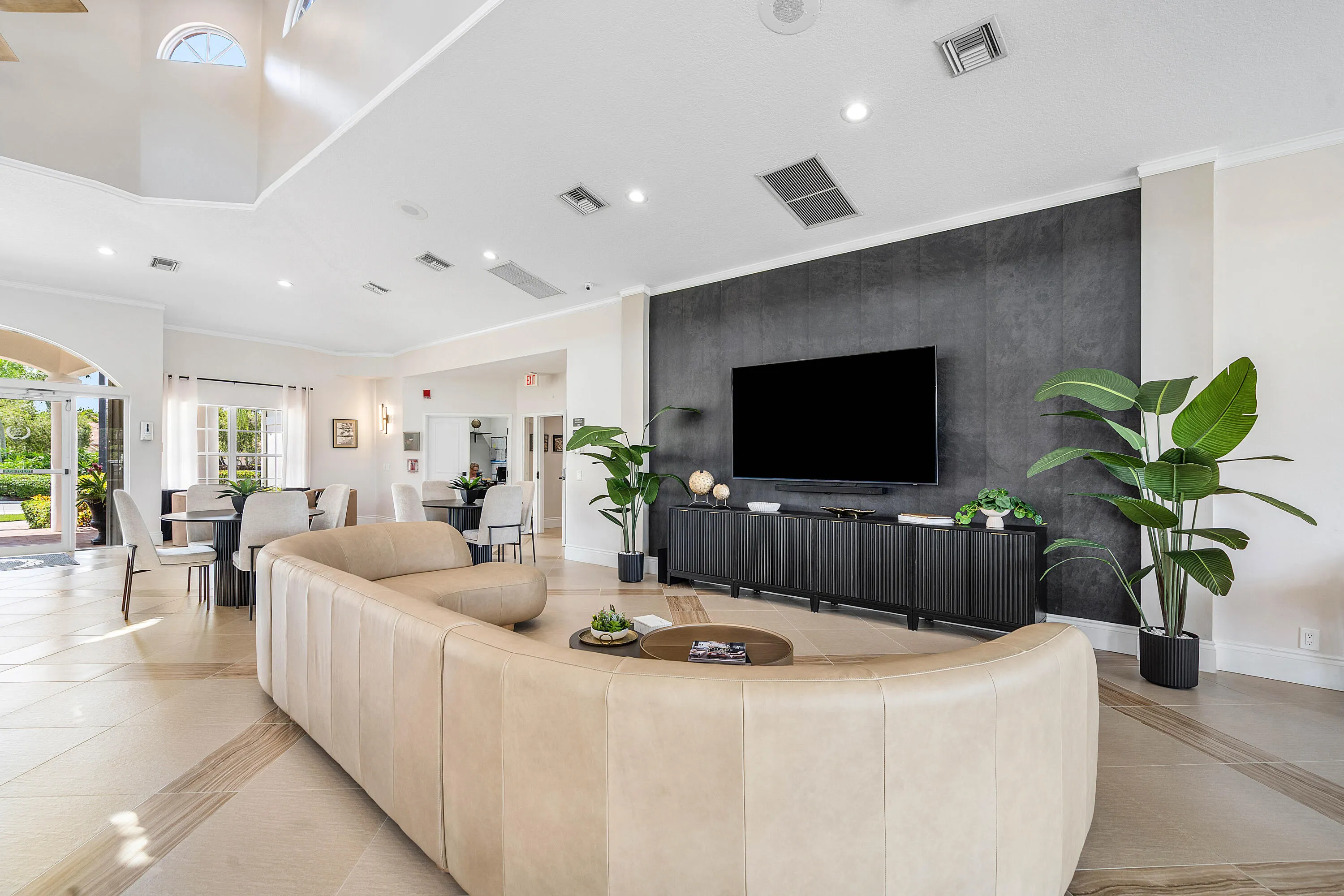 10824 Tea Olive Lane