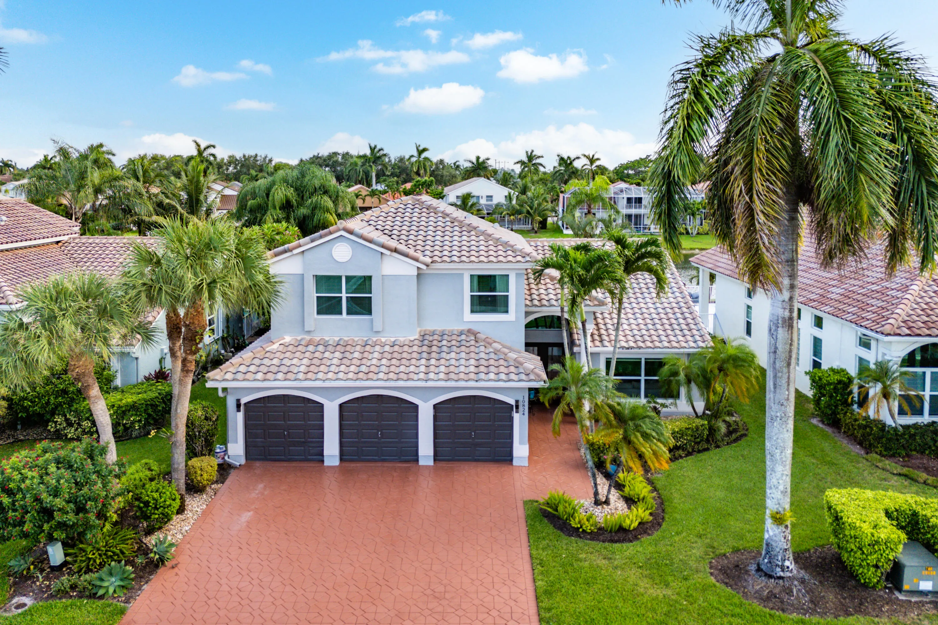 10824 Tea Olive Lane
