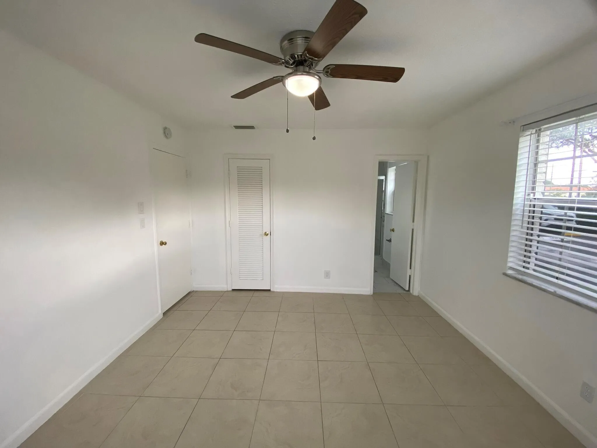 298 SW 6th Street, #109