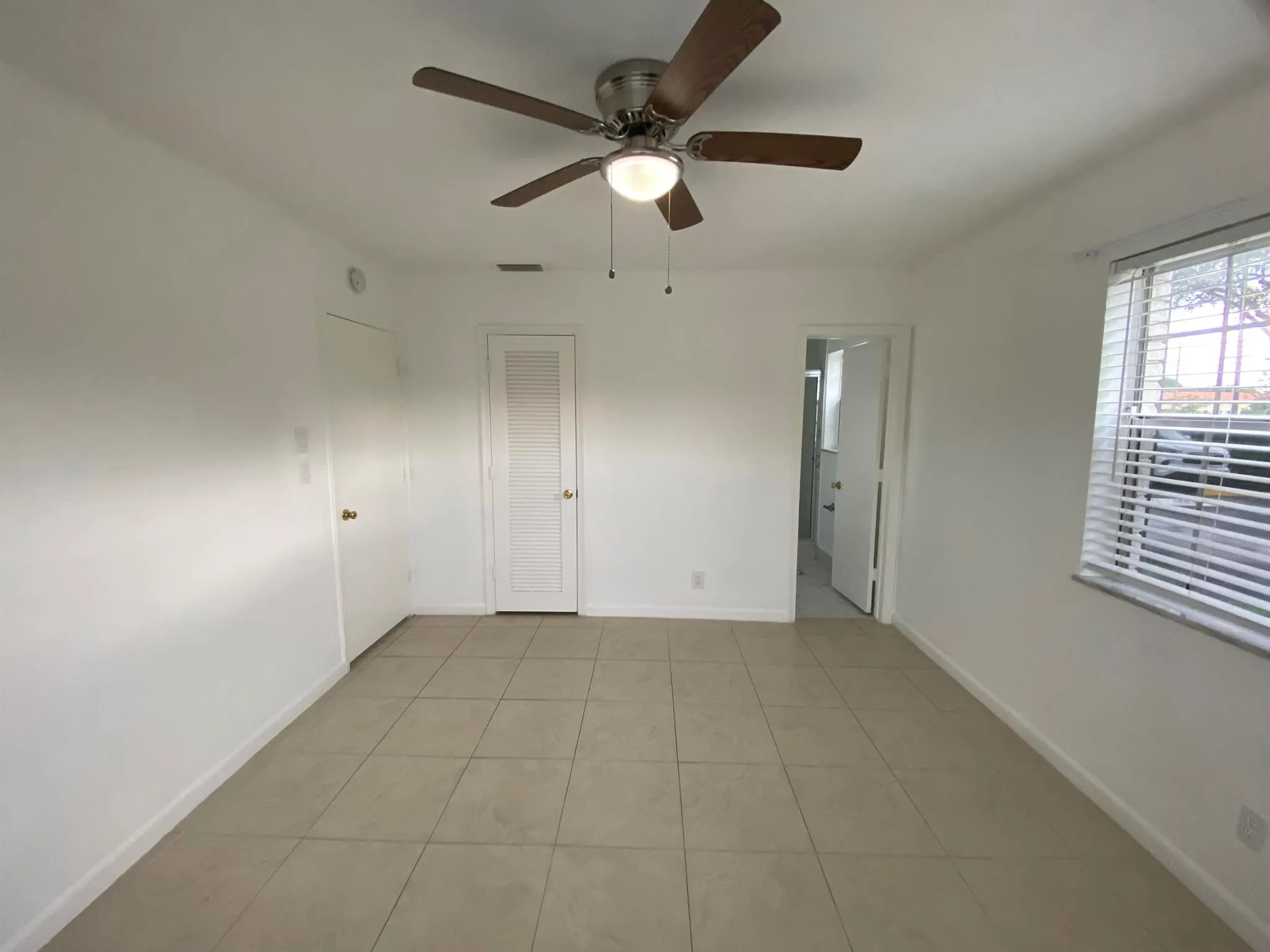 298 SW 6th Street, #109