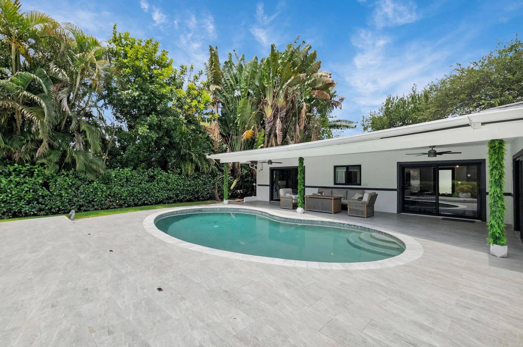 351 Homewood Boulevard