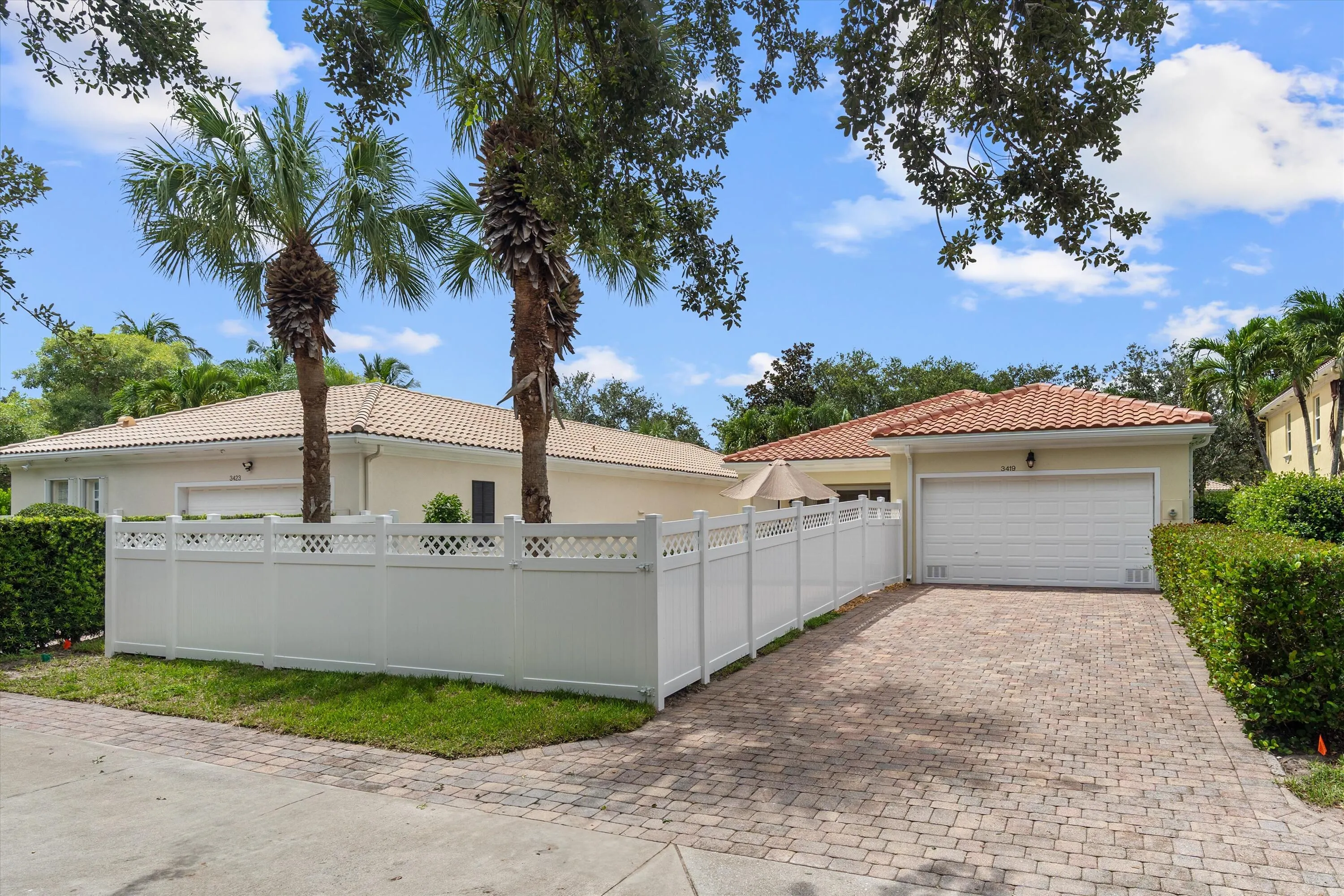 3419 Greenway Drive