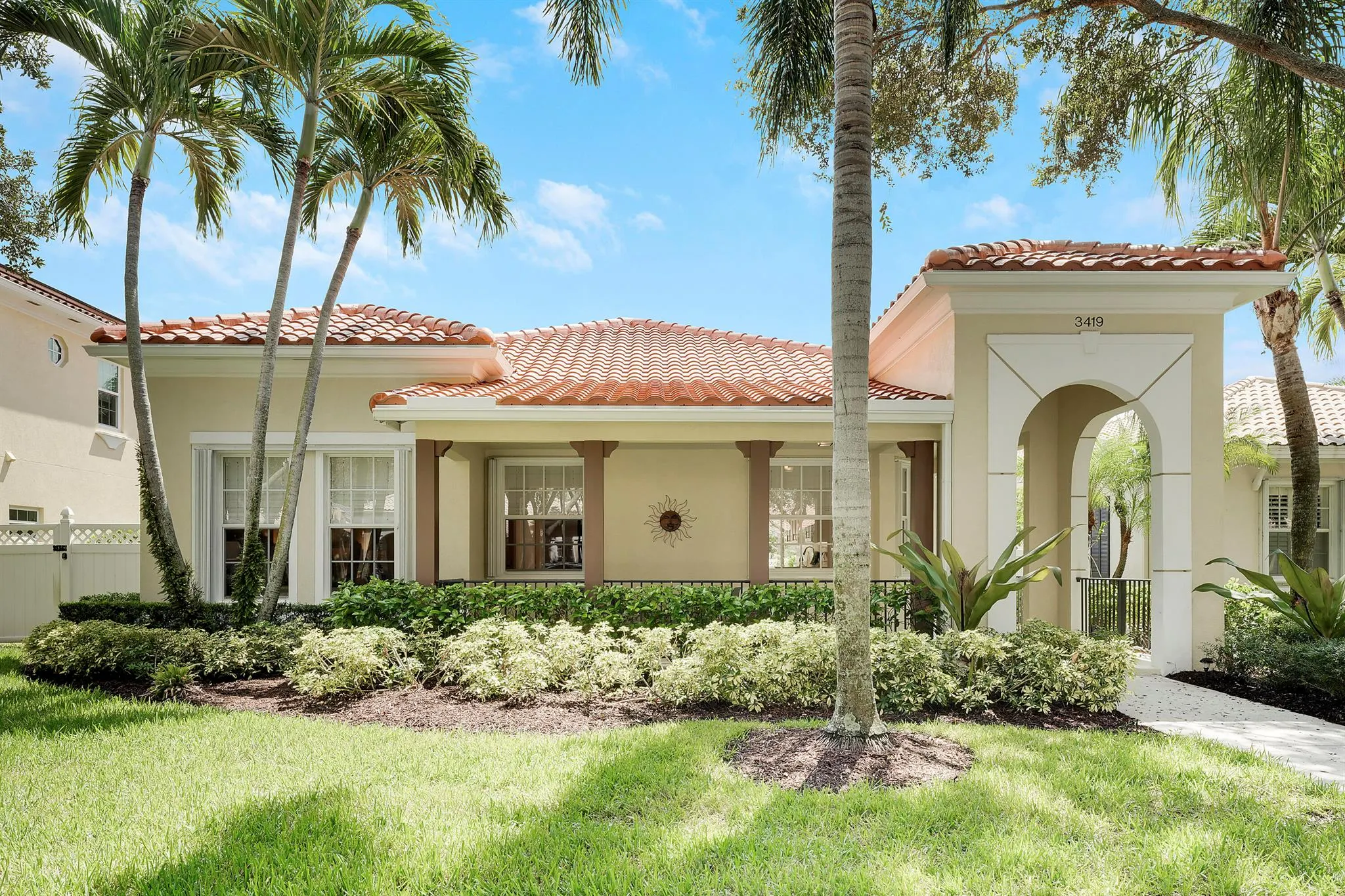 3419 Greenway Drive
