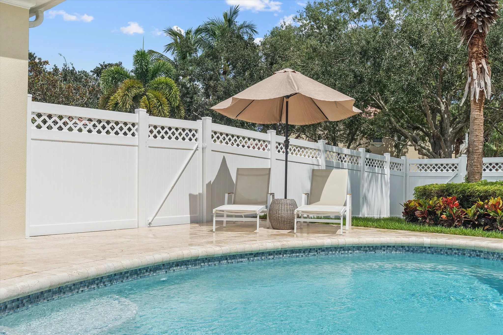 3419 Greenway Drive