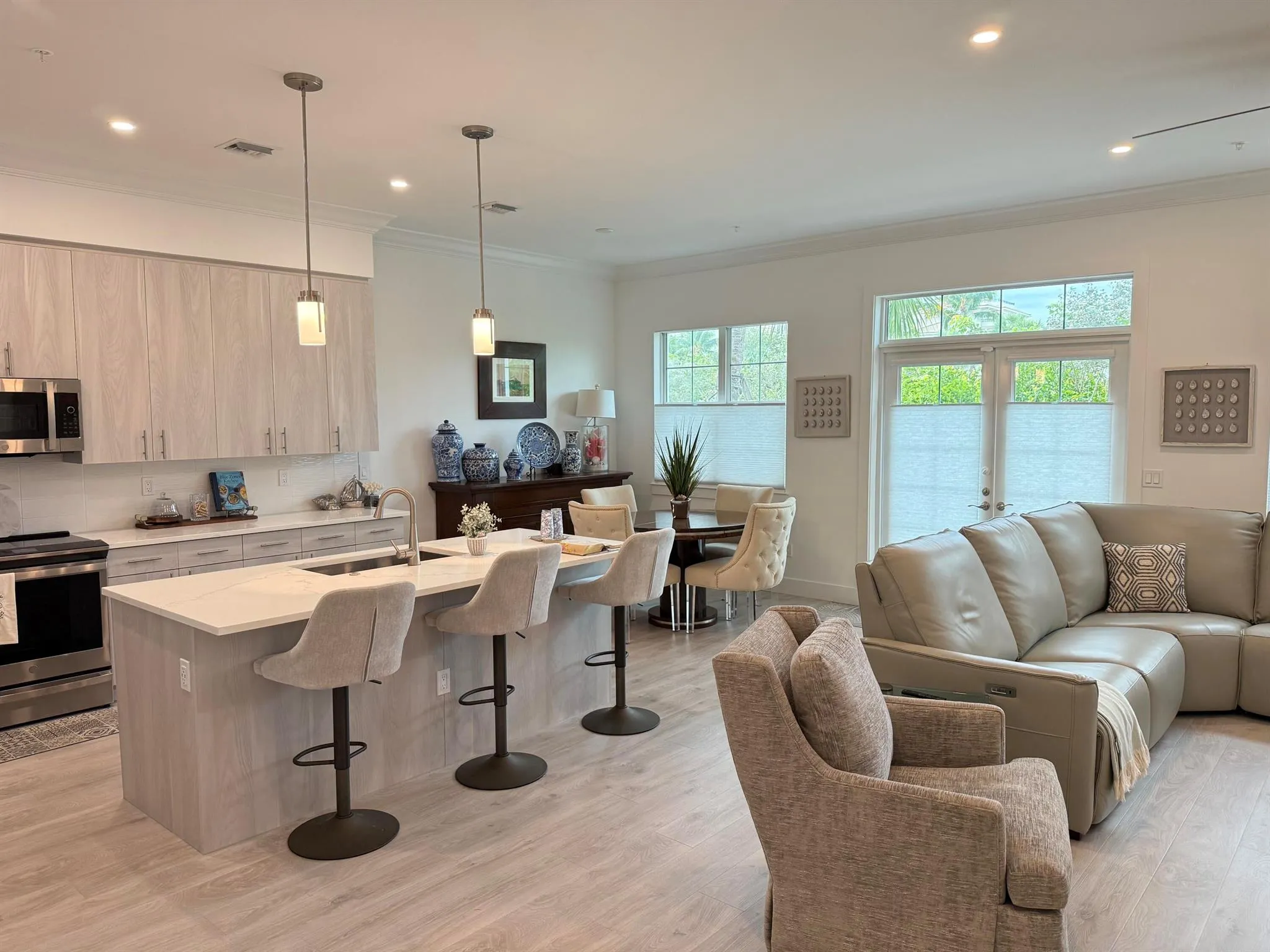 120 Water Pointe Place, #2