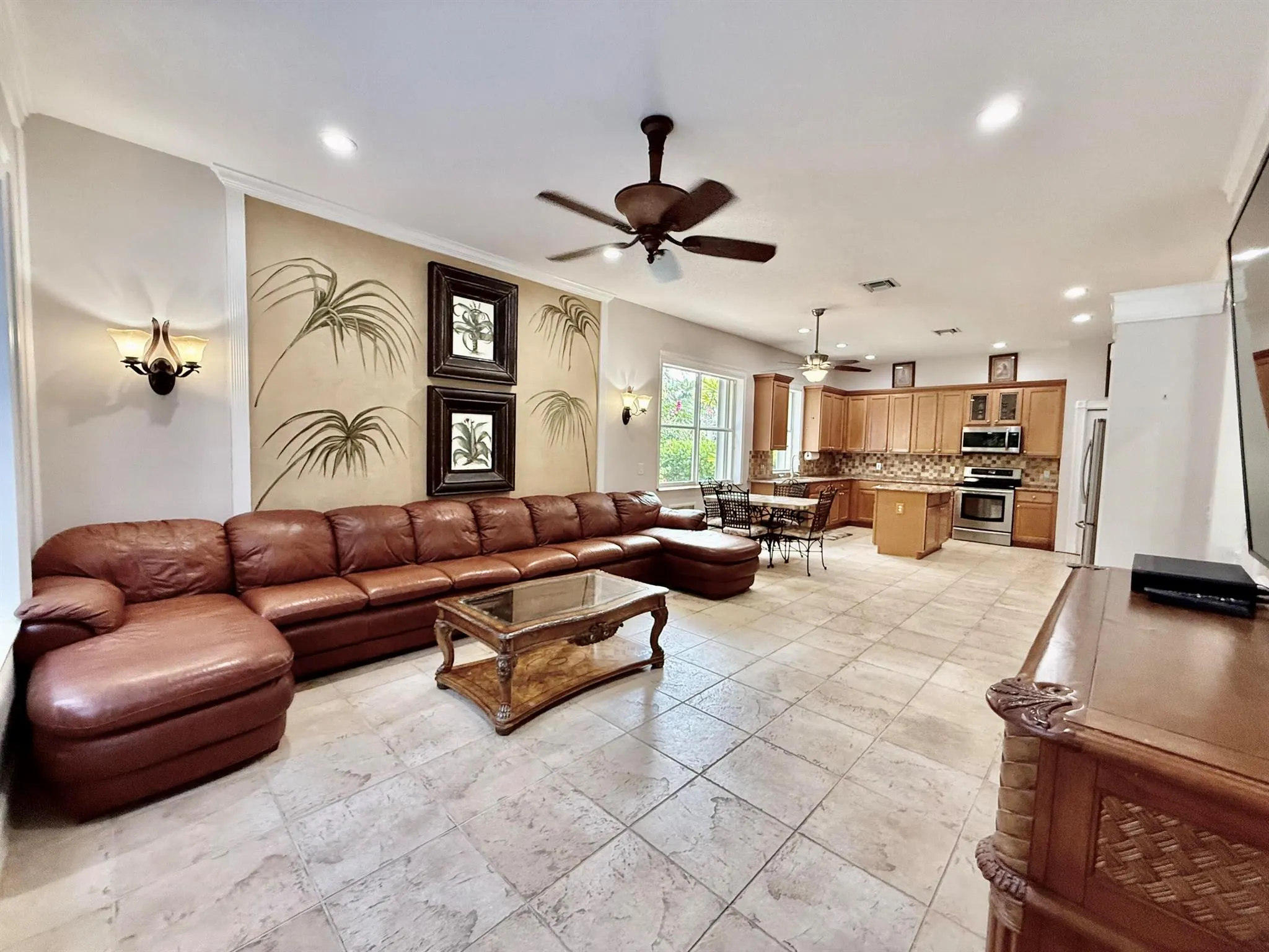 8475 Pine Cay