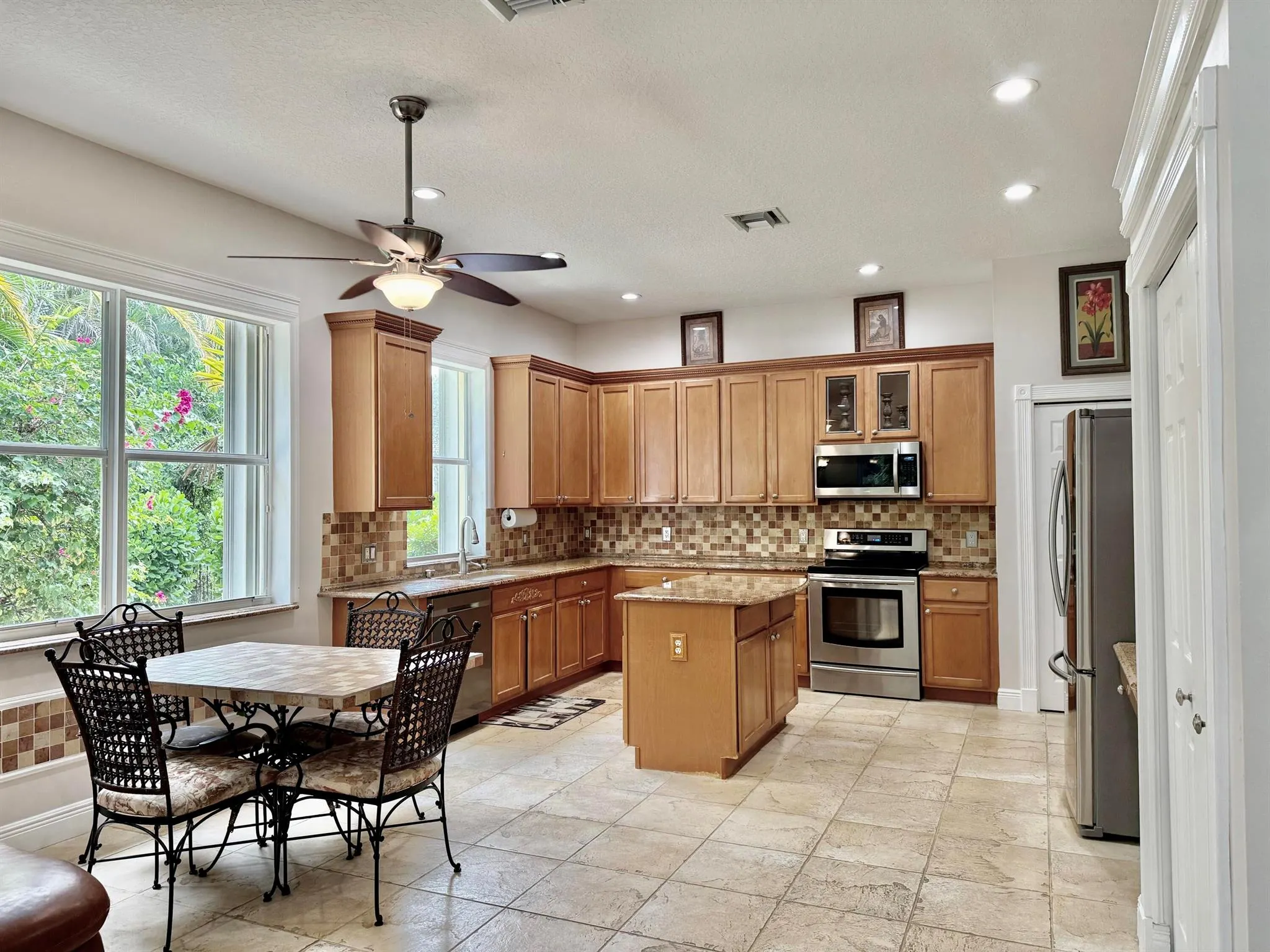 8475 Pine Cay