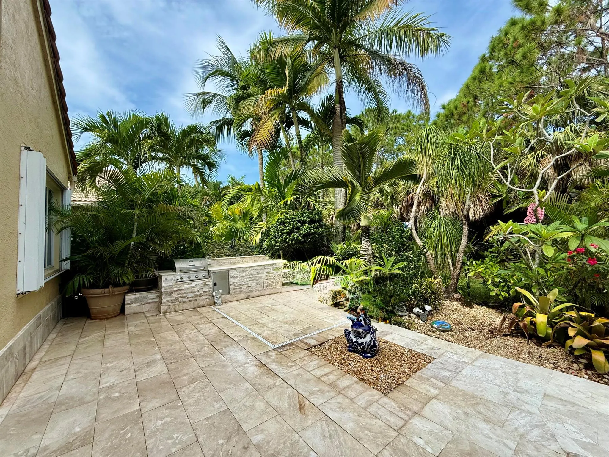 8475 Pine Cay