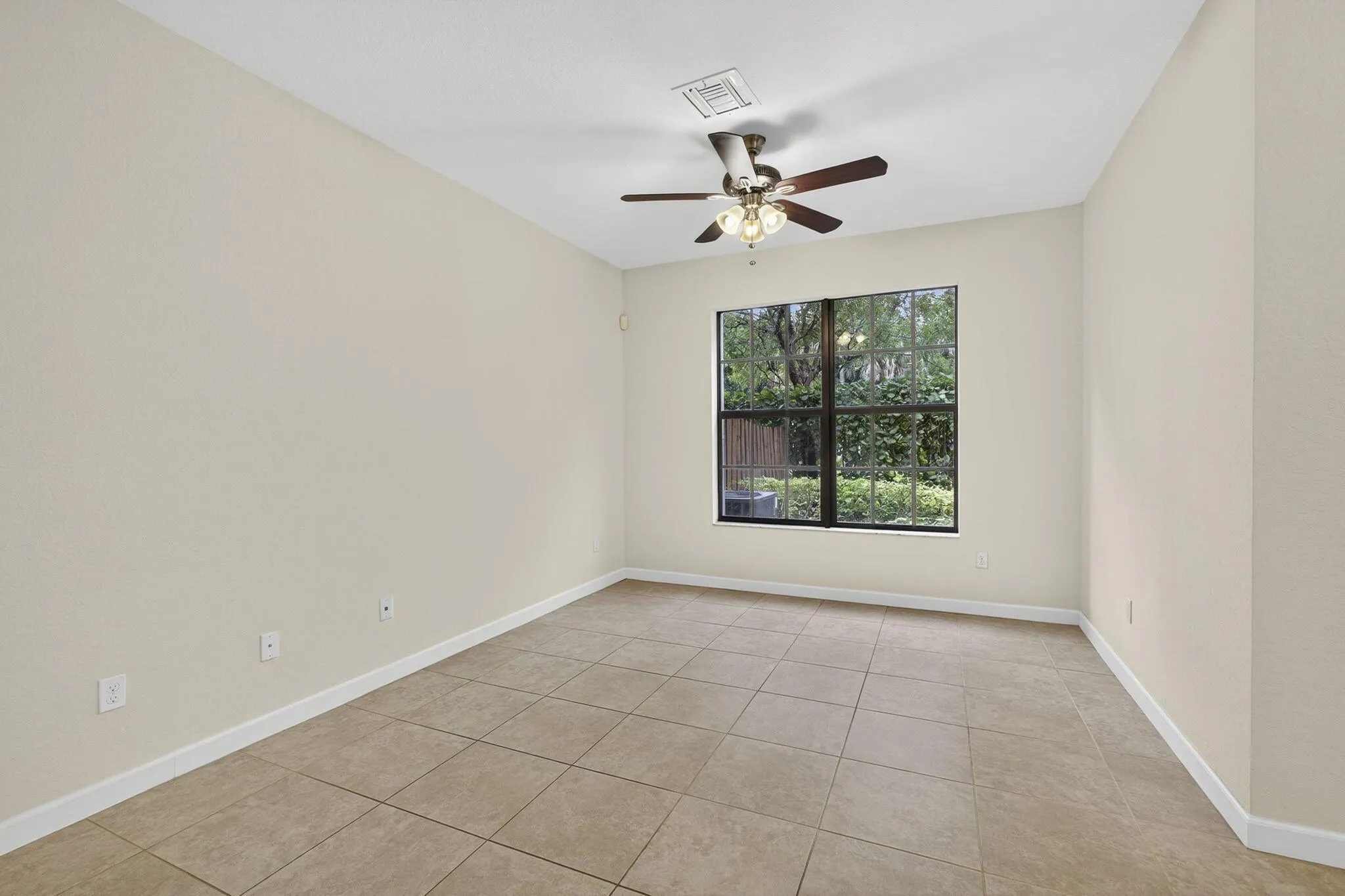 10348 Wellington Parc Drive